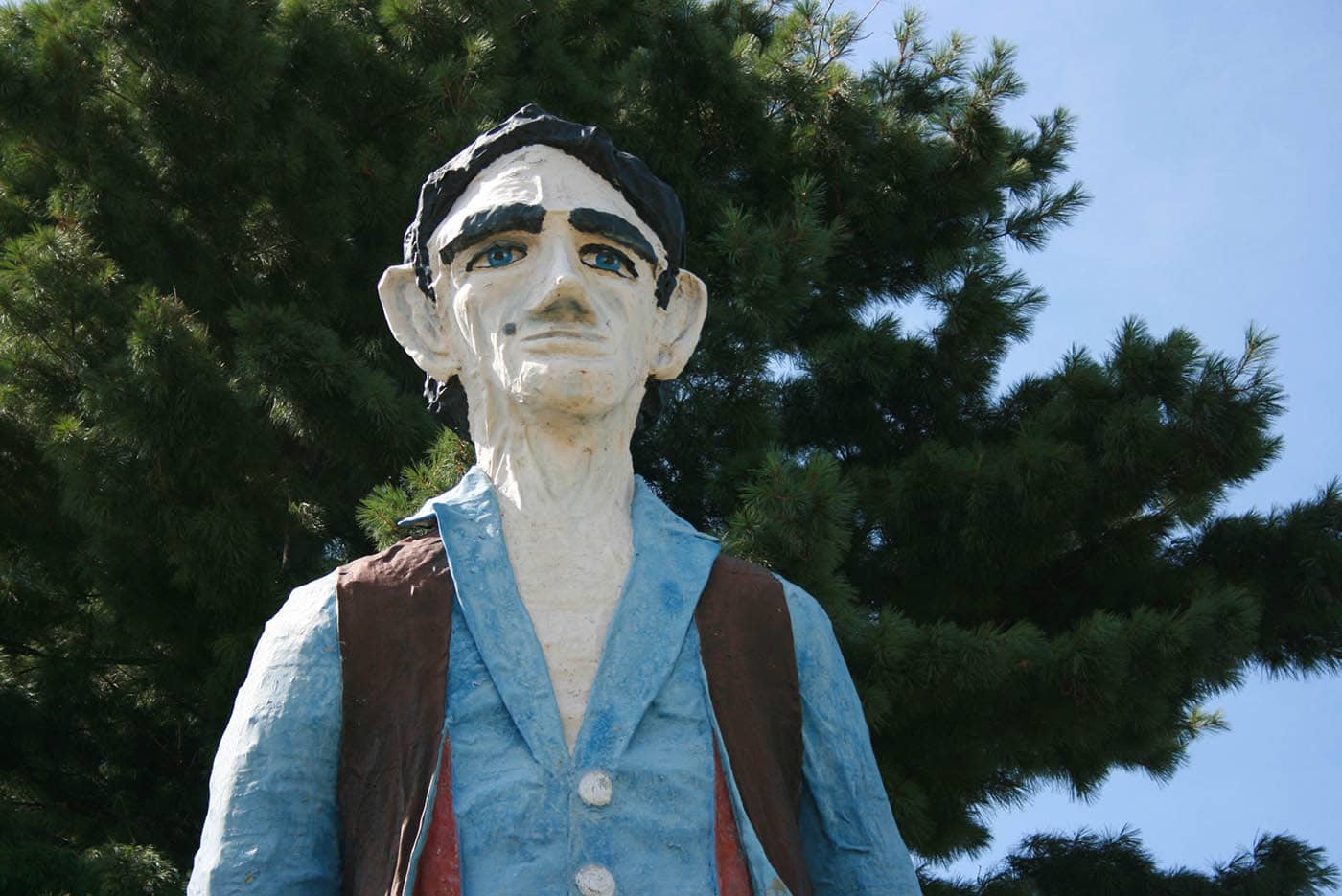 Abraham Lincoln The Railsplitter Statue in Springfield, Illinois