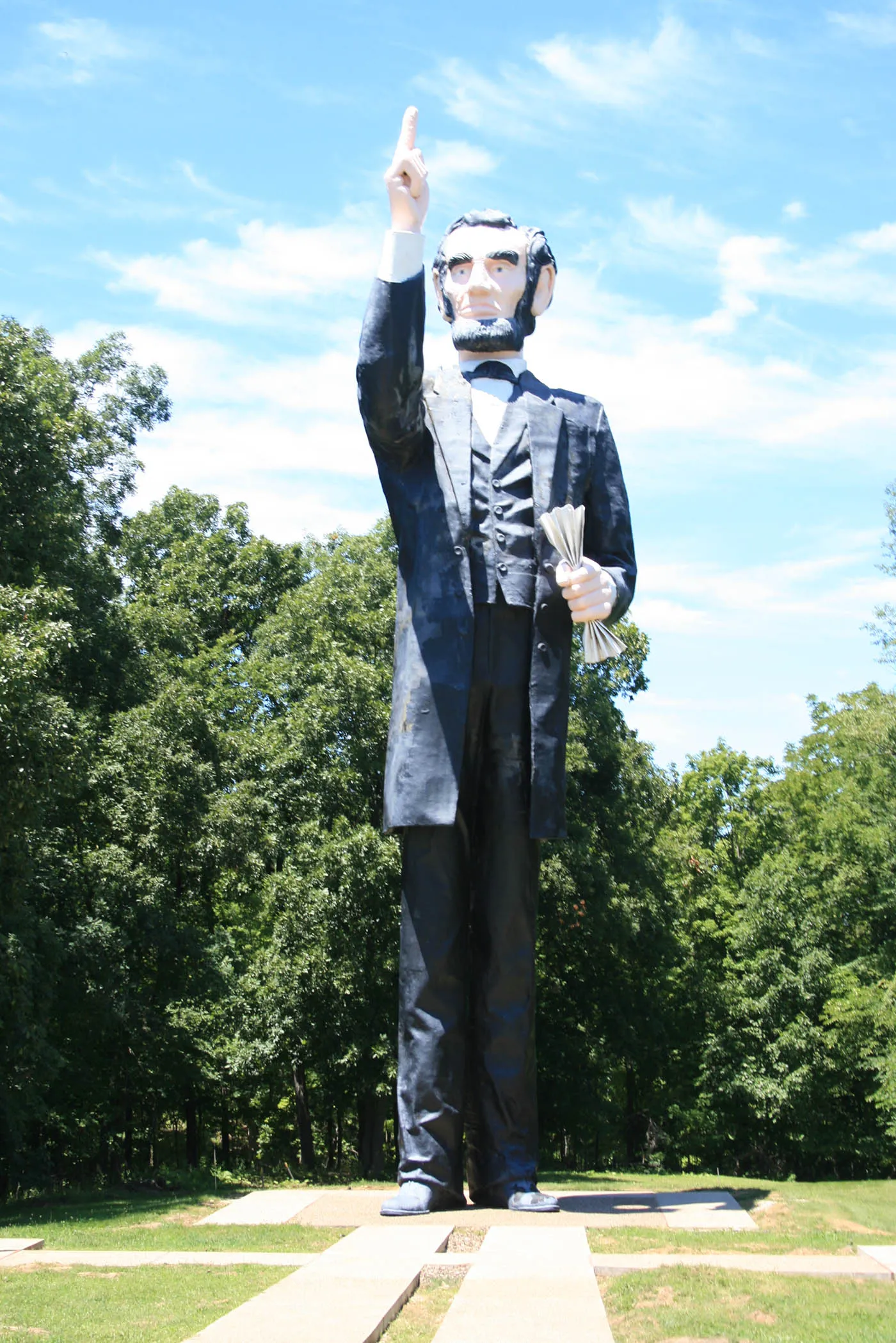 World's Tallest Abraham Lincoln Statue in Ashmore, Illinois