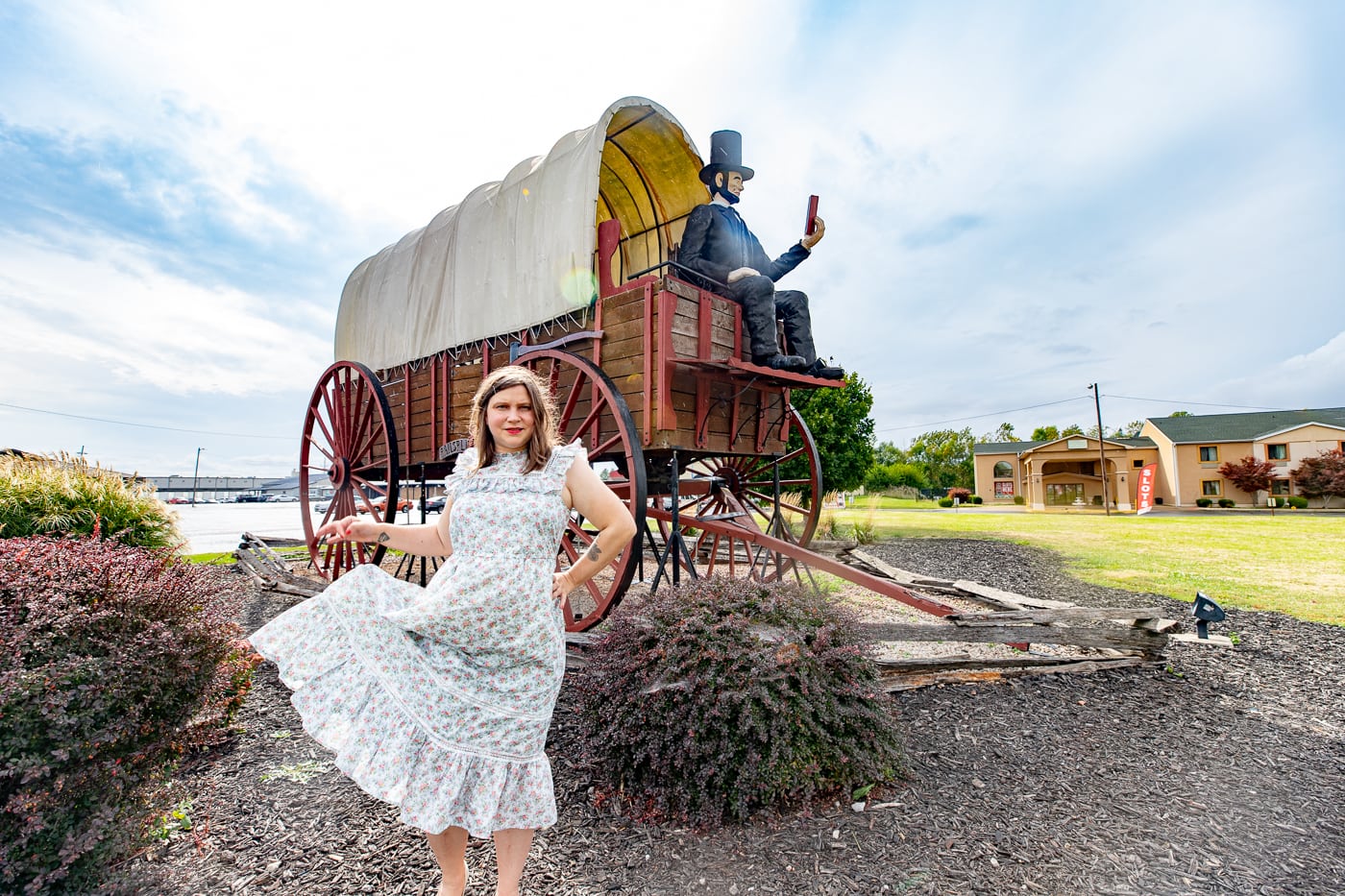 Giant Abraham Lincoln statue on the World's Largest Covered Wagon in Lincoln, Illinois Route 66 roadside attraction