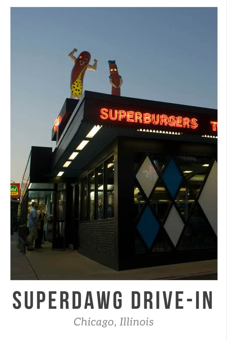 Superdawg Drive-In in Chicago, Illinois is known for their delicious hot dogs and fries... and the giant, blinking, hot Dogs on that restaurant's roof. Visit this restaurant and weird roadside attraction in one on an Illinois road trip or Chicago vacation. Stop for lunch, dinner, or any road trip meal the whole family will love.
#IllinoisRoadsideAttractions #RoadsideAttractions #RoadsideAttraction #RoadTrip #IllinoisRoadTrip
#RoadTripMeals #TravelFood #RoadFood #RoadFoodStops #RoadTripFood
