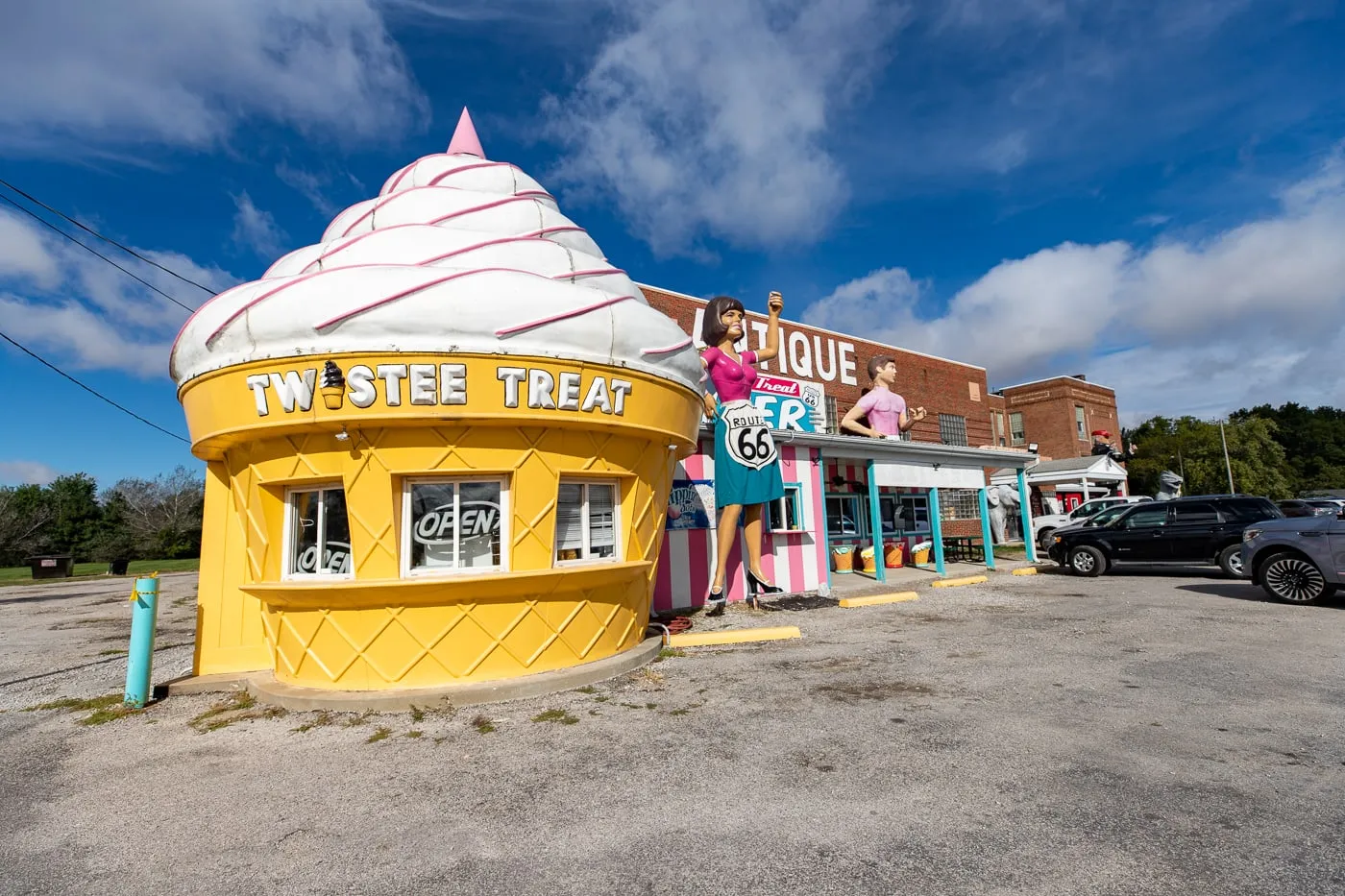 Twistee Treat ice cream shaped building at the Pink Elephant Antique Mall in Livingston, Illinois - Route 66 Roadside Attraction