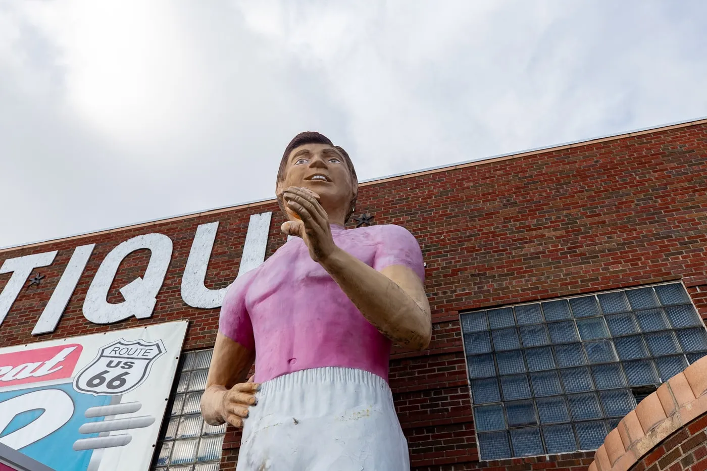 Fiberglass beach guy at the Pink Elephant Antique Mall in Livingston, Illinois - Route 66 Roadside Attraction