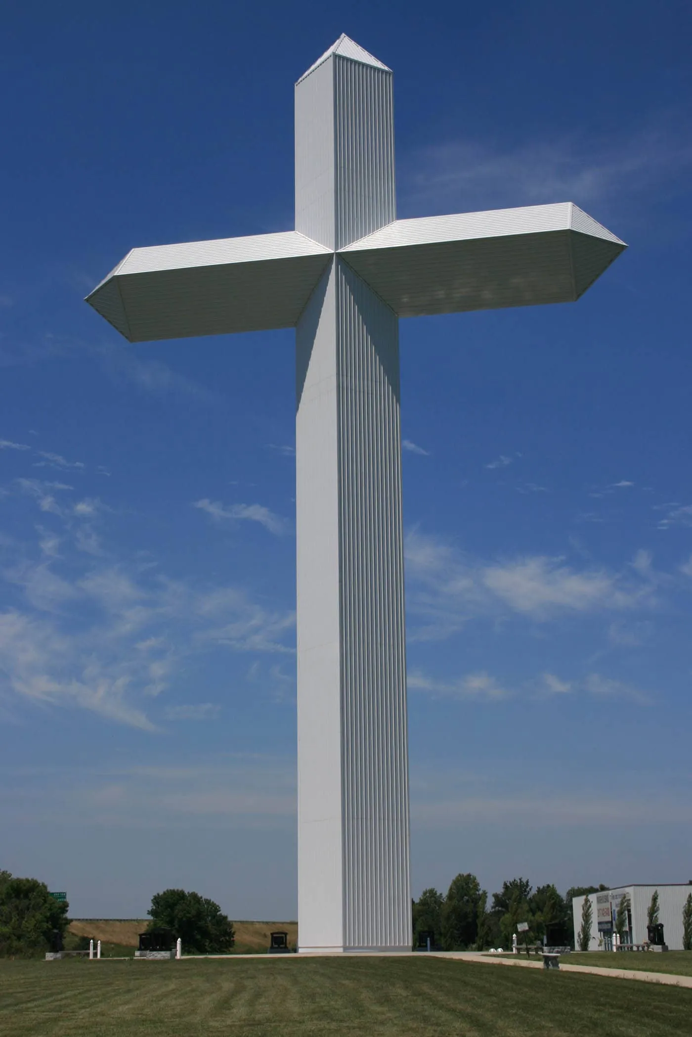 Cross at the Crossroads - America's Largest Cross in Effingham, Illinois - The World's Largest Cross