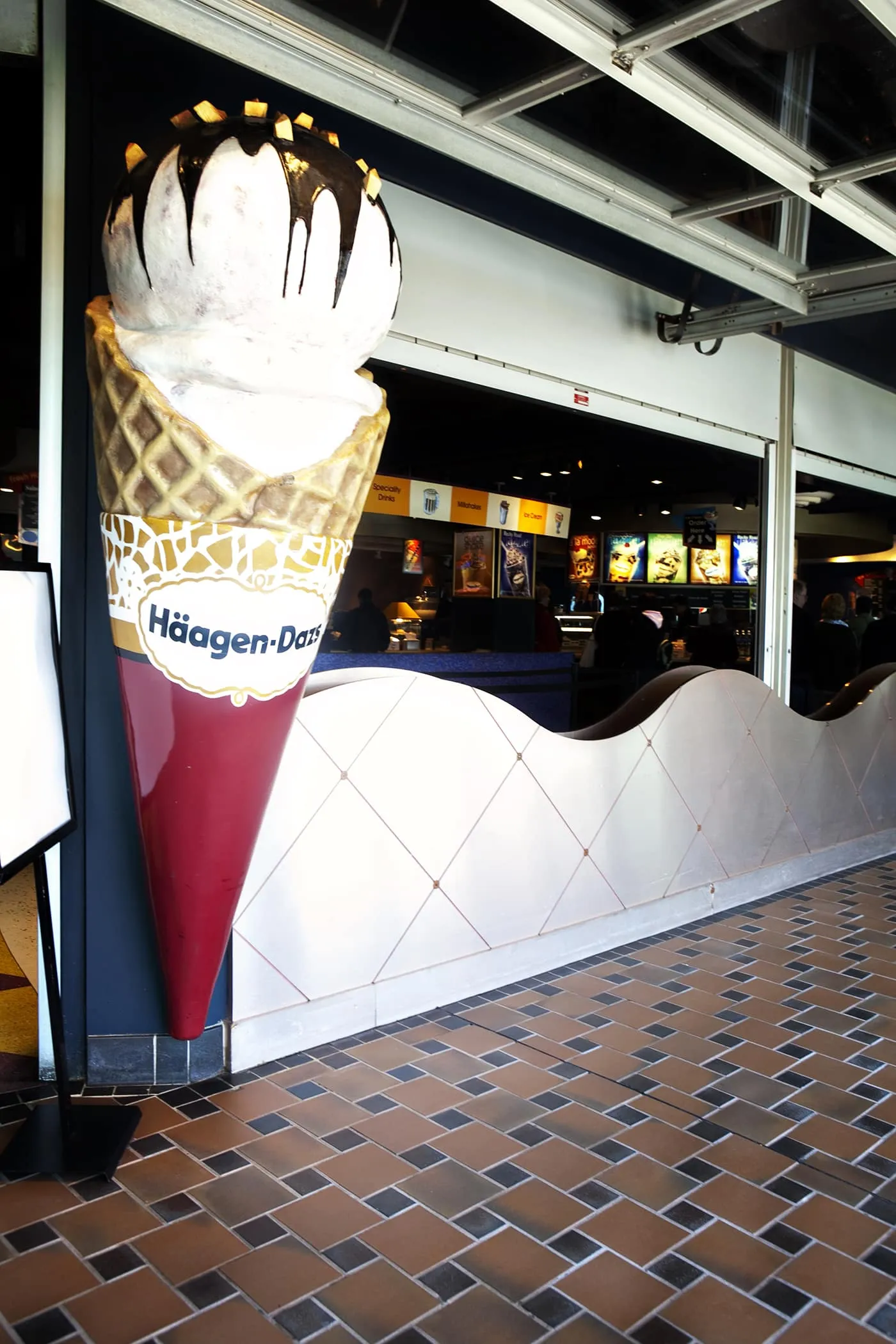 Häagen-Dazs Big Ice Cream Cone at Navy Pier in Chicago, Illinois
