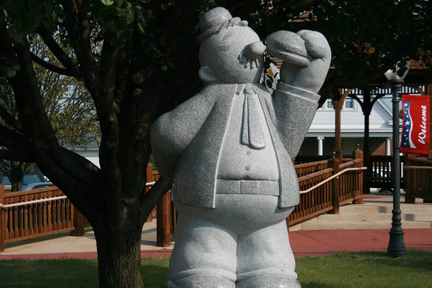 Popeye's Wimpy Statue in Chester, Illinois