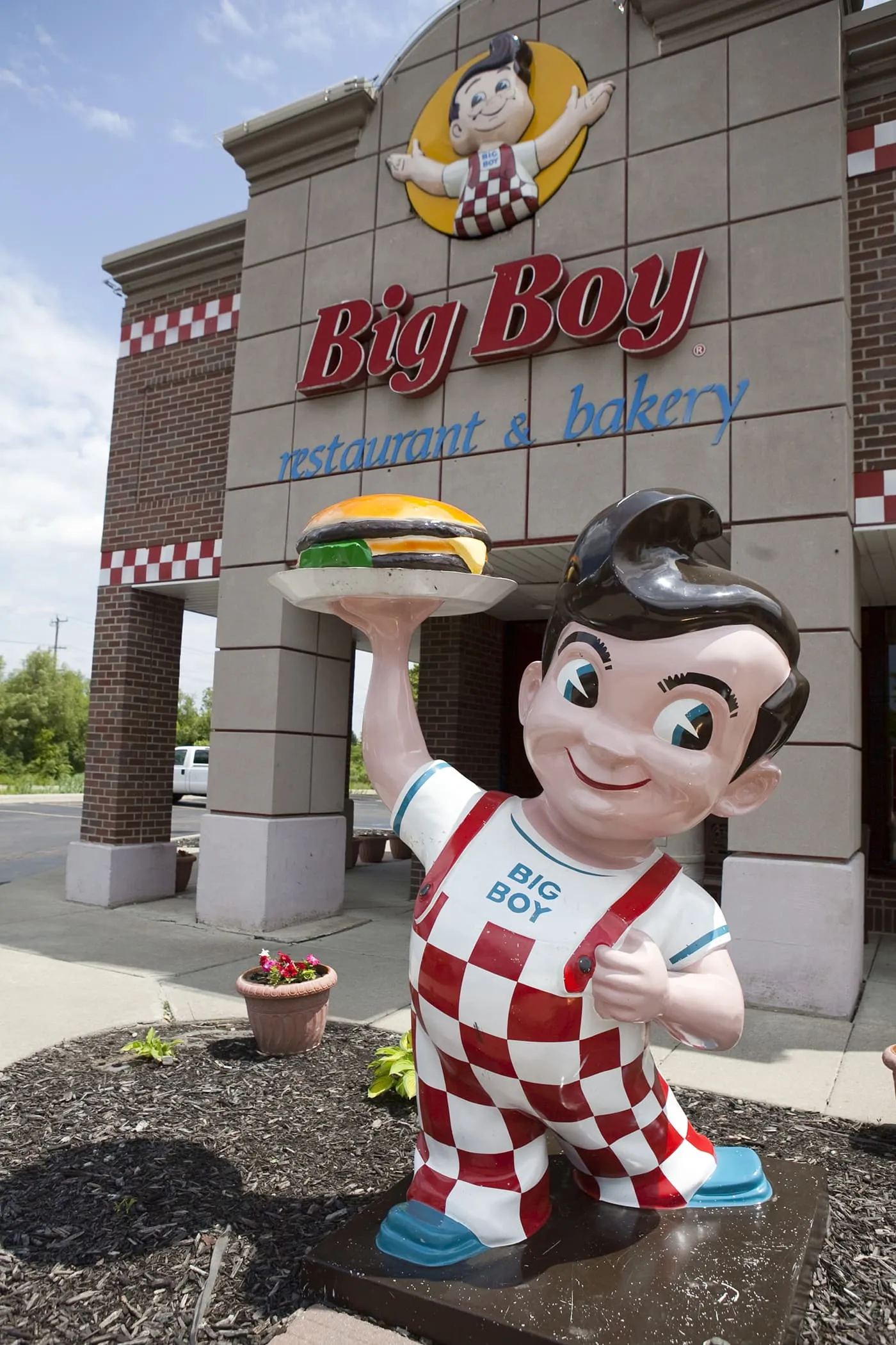 Big Boy Statue - I-94 Exit 175 in Michigan