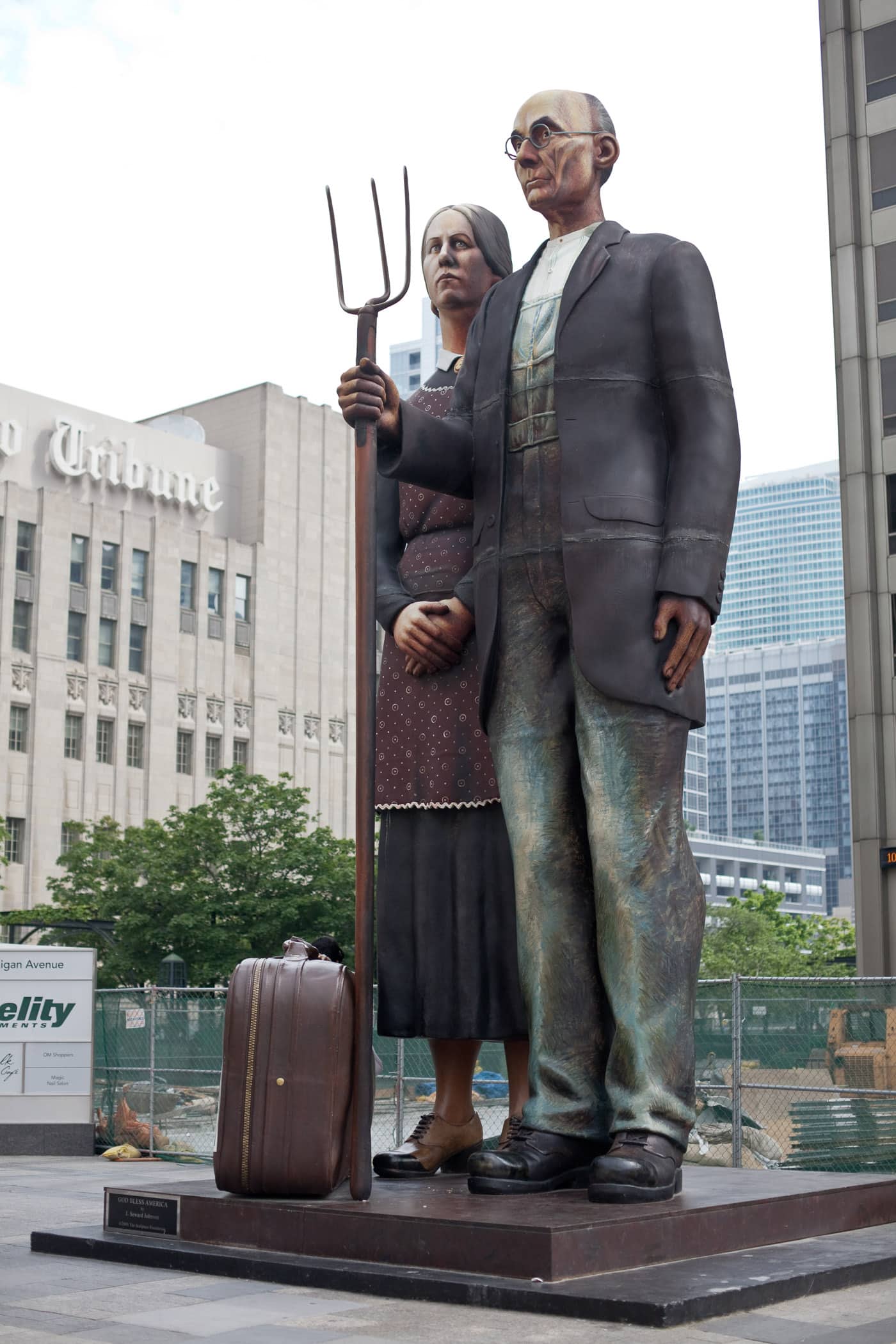 God Bless America - American Gothic Statue by J. Seward Johnson - in Chicago, Illinois.