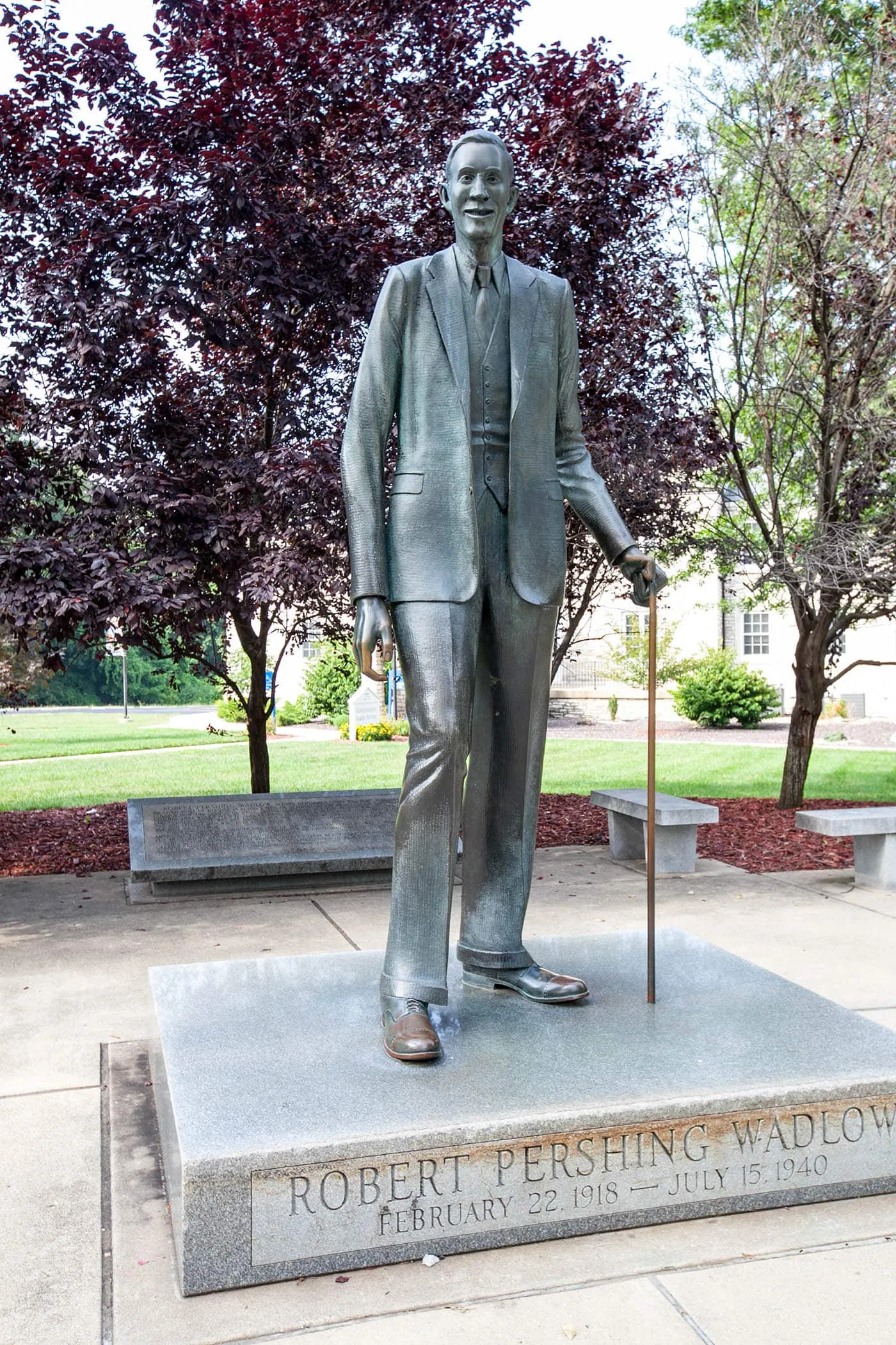 Robert Wadlow Statue in Alton, Illinois. The World's Tallest Man.