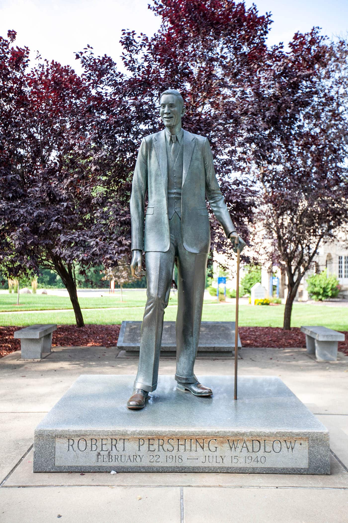 Robert Wadlow Statue in Alton, Illinois. The World's Tallest Man.