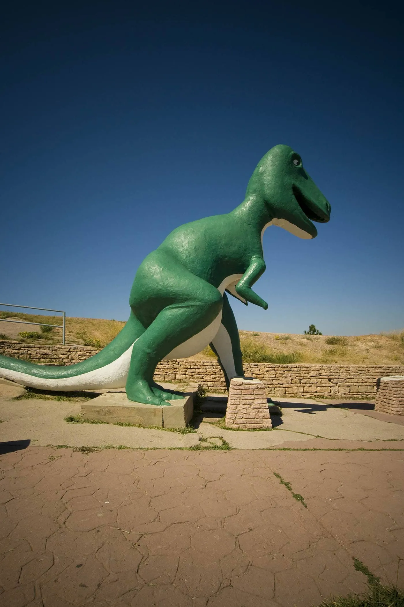 Rapid City Dinosaur Park in South Dakota - Silly America