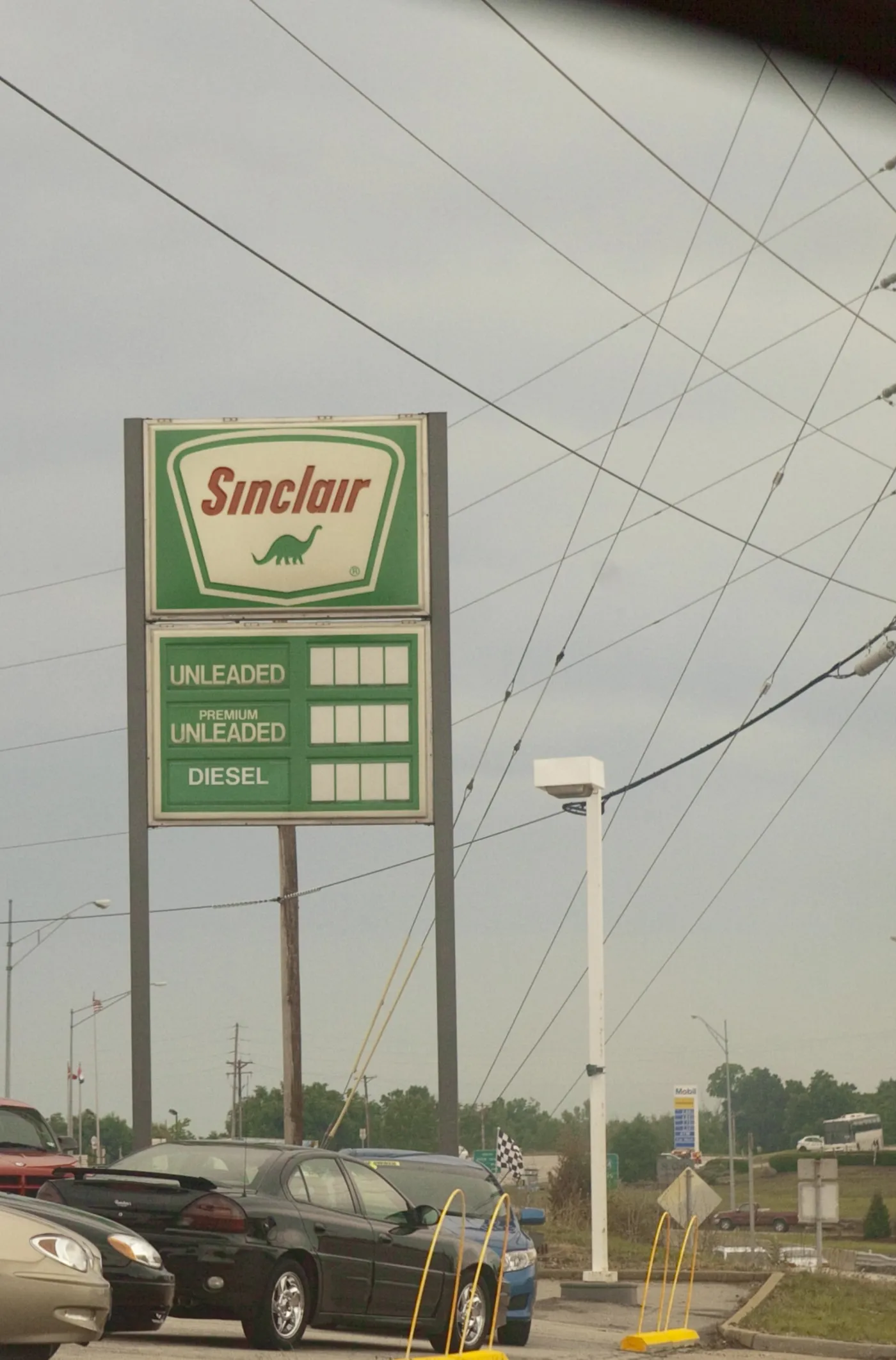 Sinclair gas station turned into a used car dealership in Missouri