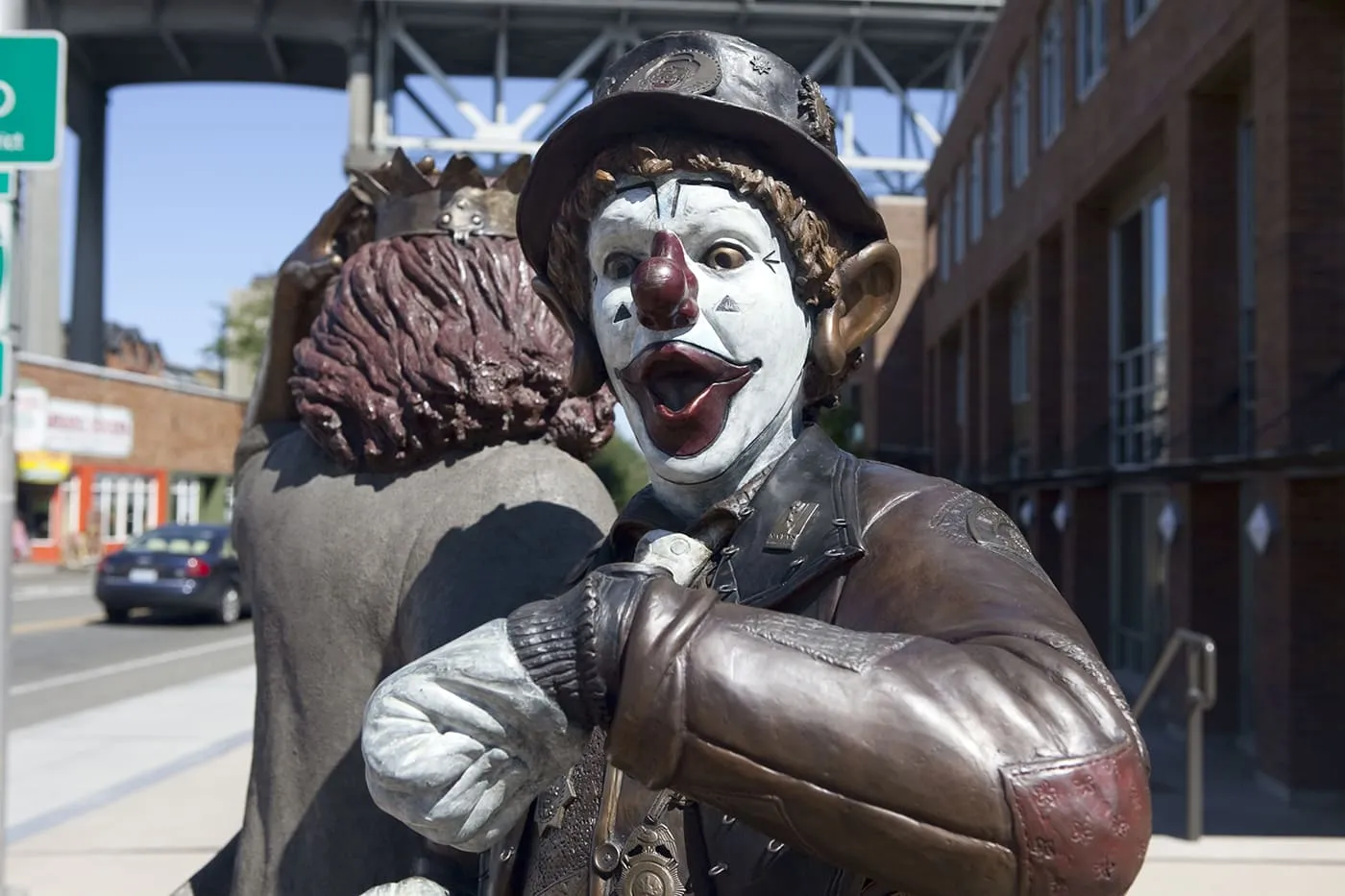 Late for the Interurban, a statue of J.P. Patches and his girlfriend Gertrude in the Fremont area of Seattle, Washington.