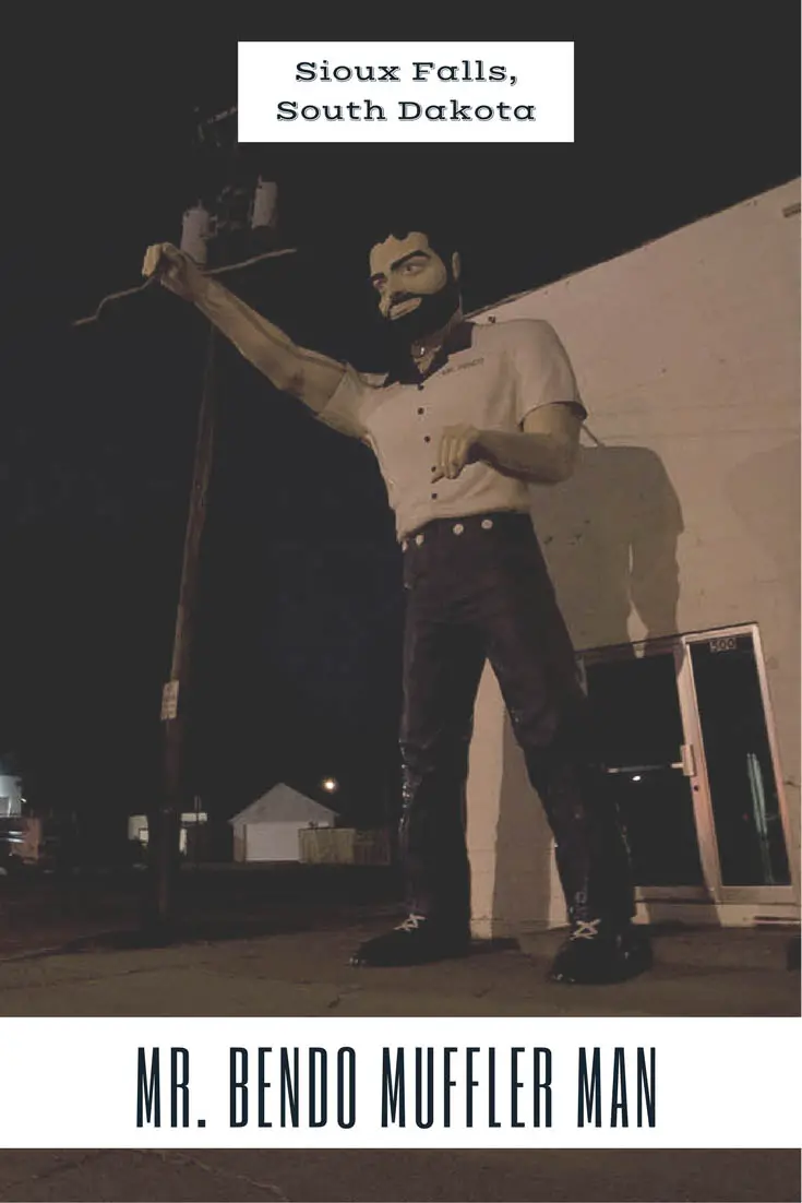 Mr. Bendo Muffler Man, a roadside attraction in Sioux Falls, South Dakota. After a drunk driving accident, he's back on display outside Buck's Muffler. Visit this weird roadside attraction on a summer family road trip through South Dakota and add "see a muffler man" to your travel itinerary and bucket lists.
#SouthDakotaRoadsideAttractions #SouthDakotaRoadsideAttraction #RoadsideAttractions #RoadsideAttraction #RoadTrip #SouthDakotaRoadTrip #ThingsToDoInSouthDakota #SouthDakotaAwesomeRoadTrip