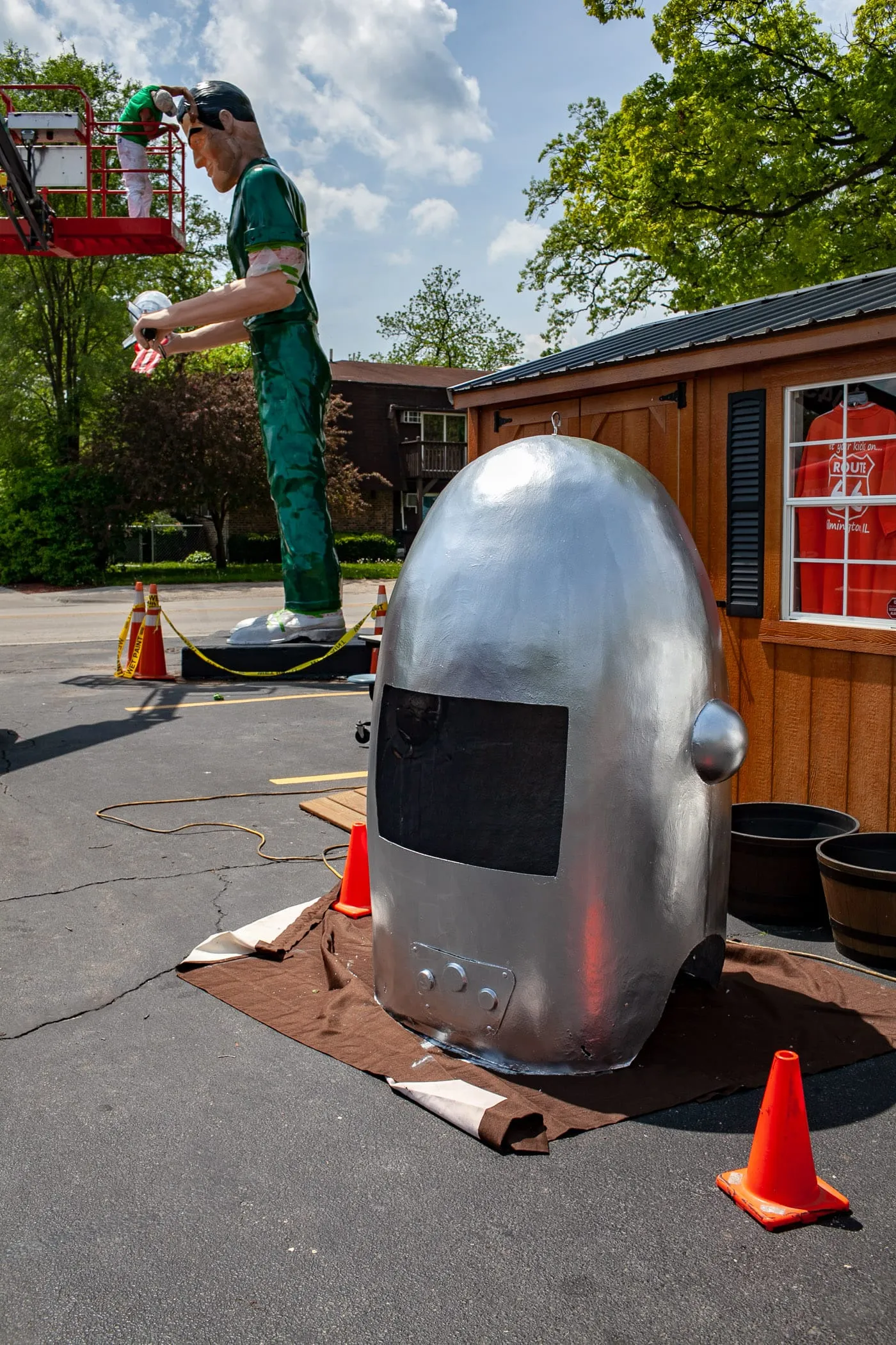 The Gemini Giant Muffler man's helmet at the Launching Pad Drive In in Wilmington, Illinois on Route 66.