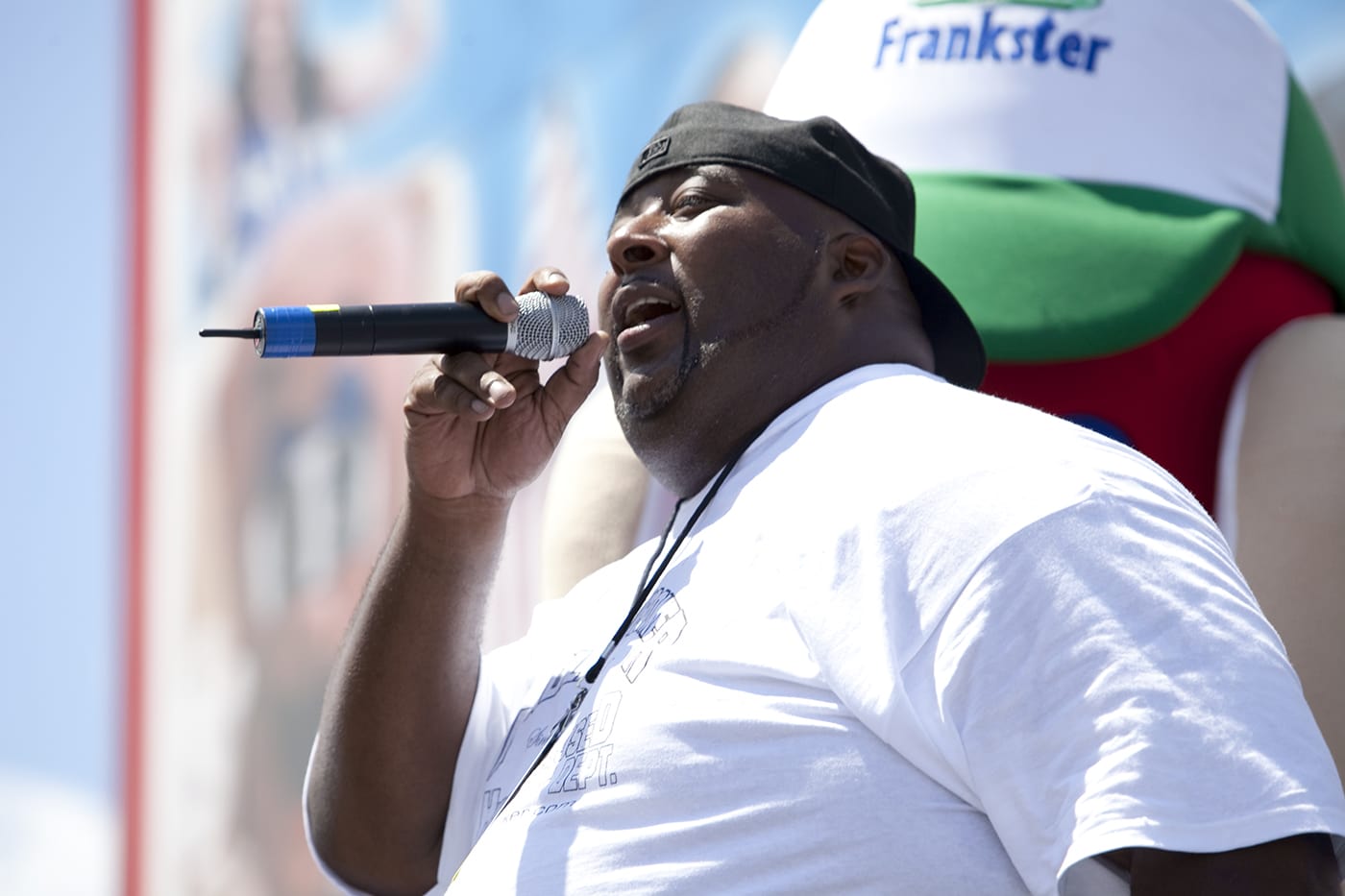 Eric Badlands Booker at the July 4th Coney Island Hot Dog Eating Contest