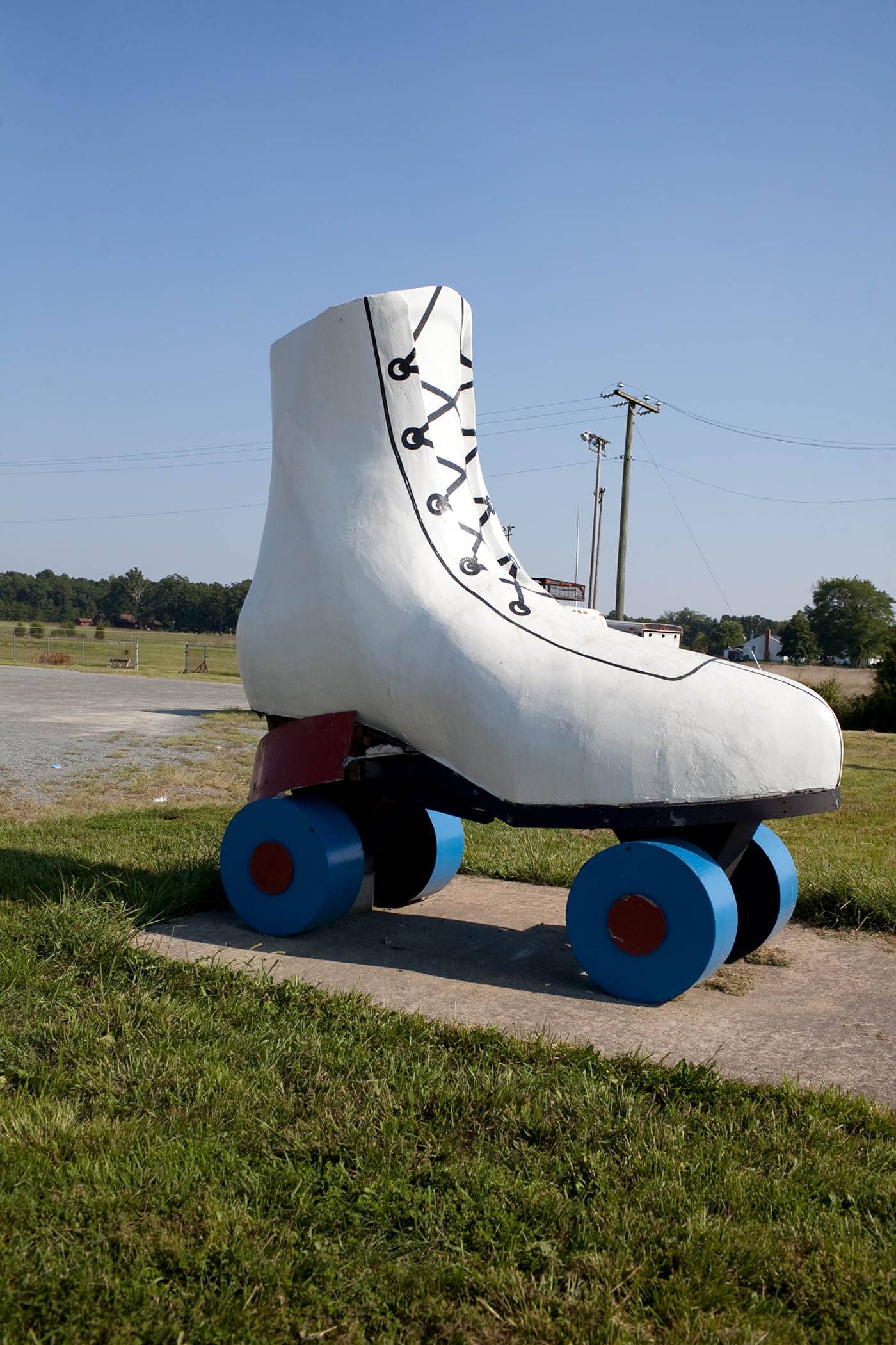 Giant Roller Skate in Bealeton, Virginia - Roadside Attractions in Virginia