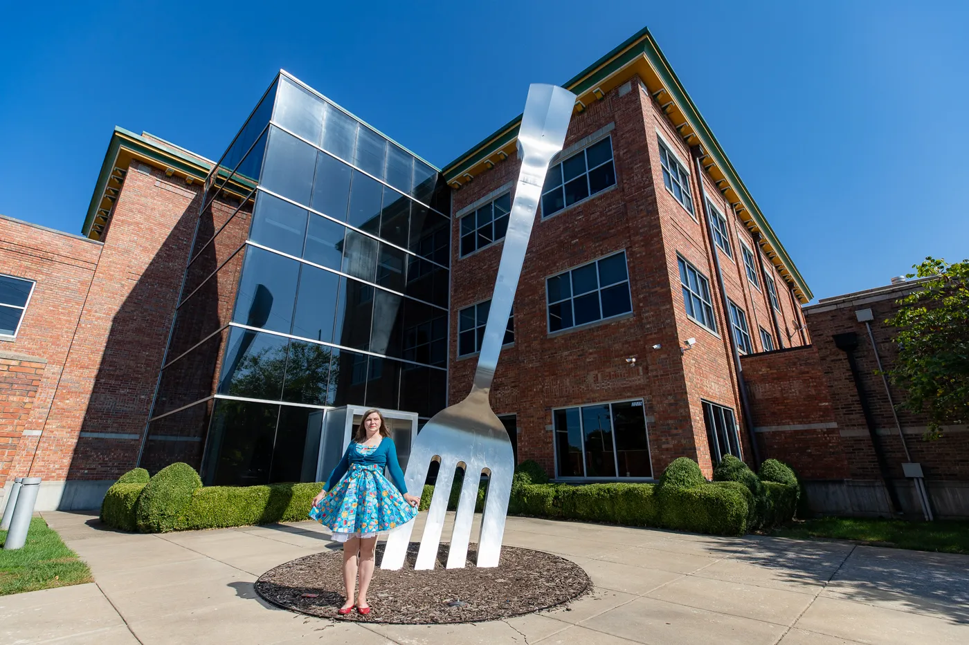 World's Largest Fork in Springfield, Missouri - Route 66 Roadside Attraction