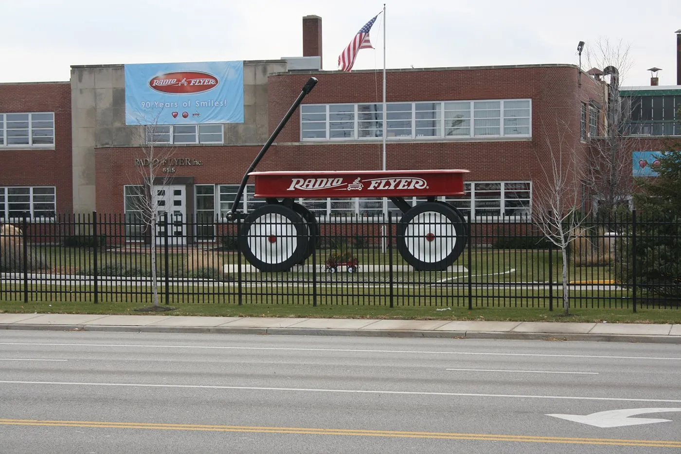 World's Largest Radio Flyer Wagon in Elmwood Park, Illinois