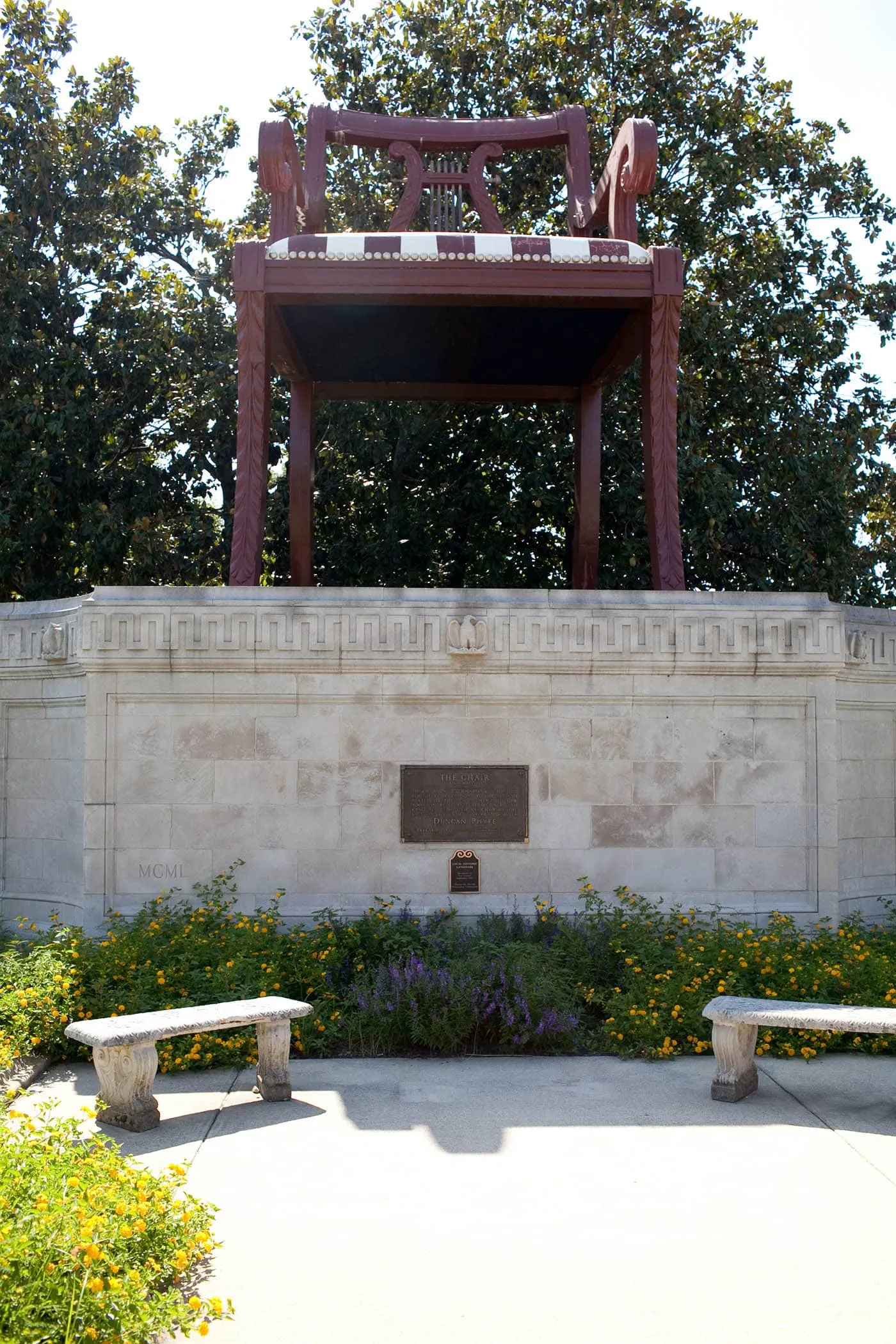 World's Largest Duncan Phyfe Chair in Thomasville, North Carolina