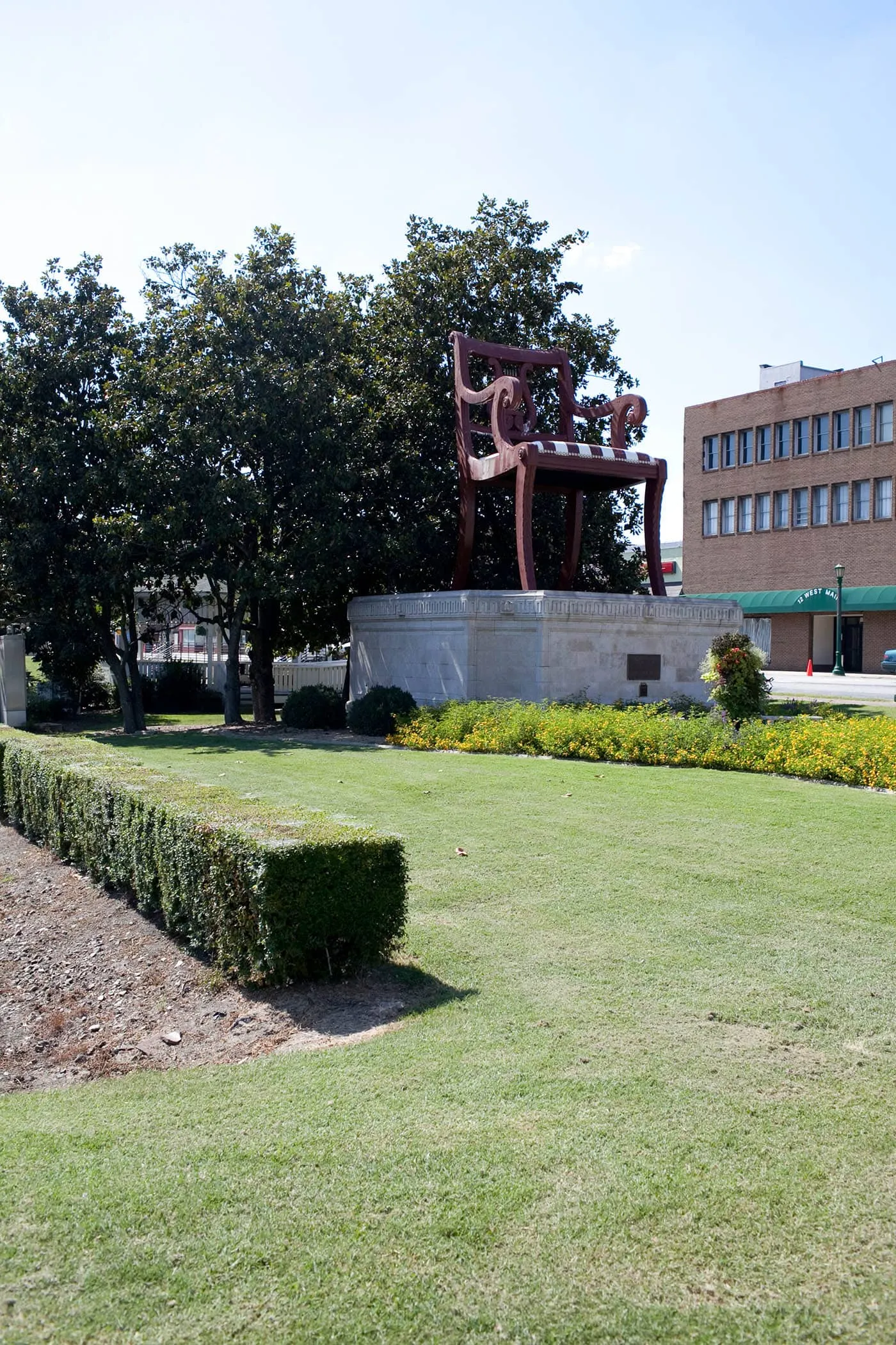 World's Largest Duncan Phyfe Chair in Thomasville, North Carolina