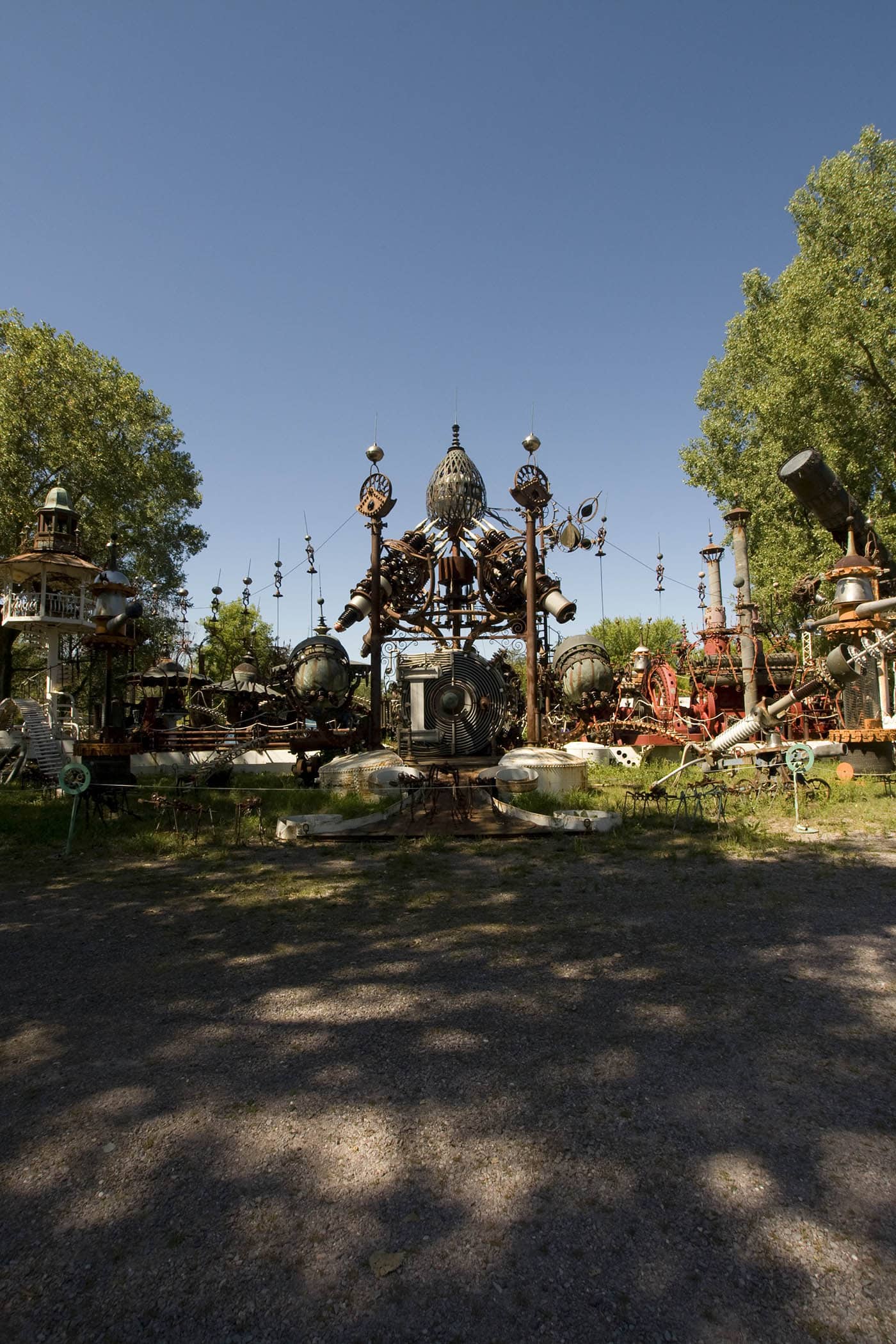 The world's largest scrap metal sculpture, Dr. Evermor's Forevertron at Delaney's Surplus Sales in Sumpter, Wisconsin, is meant for intergalactic travel. Visit this weird roadside attraction on a Wisconsin road trip.