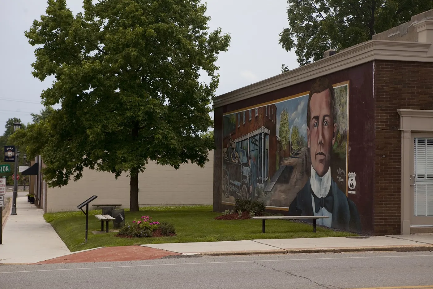 Route 66 Murals in Cuba, Missouri