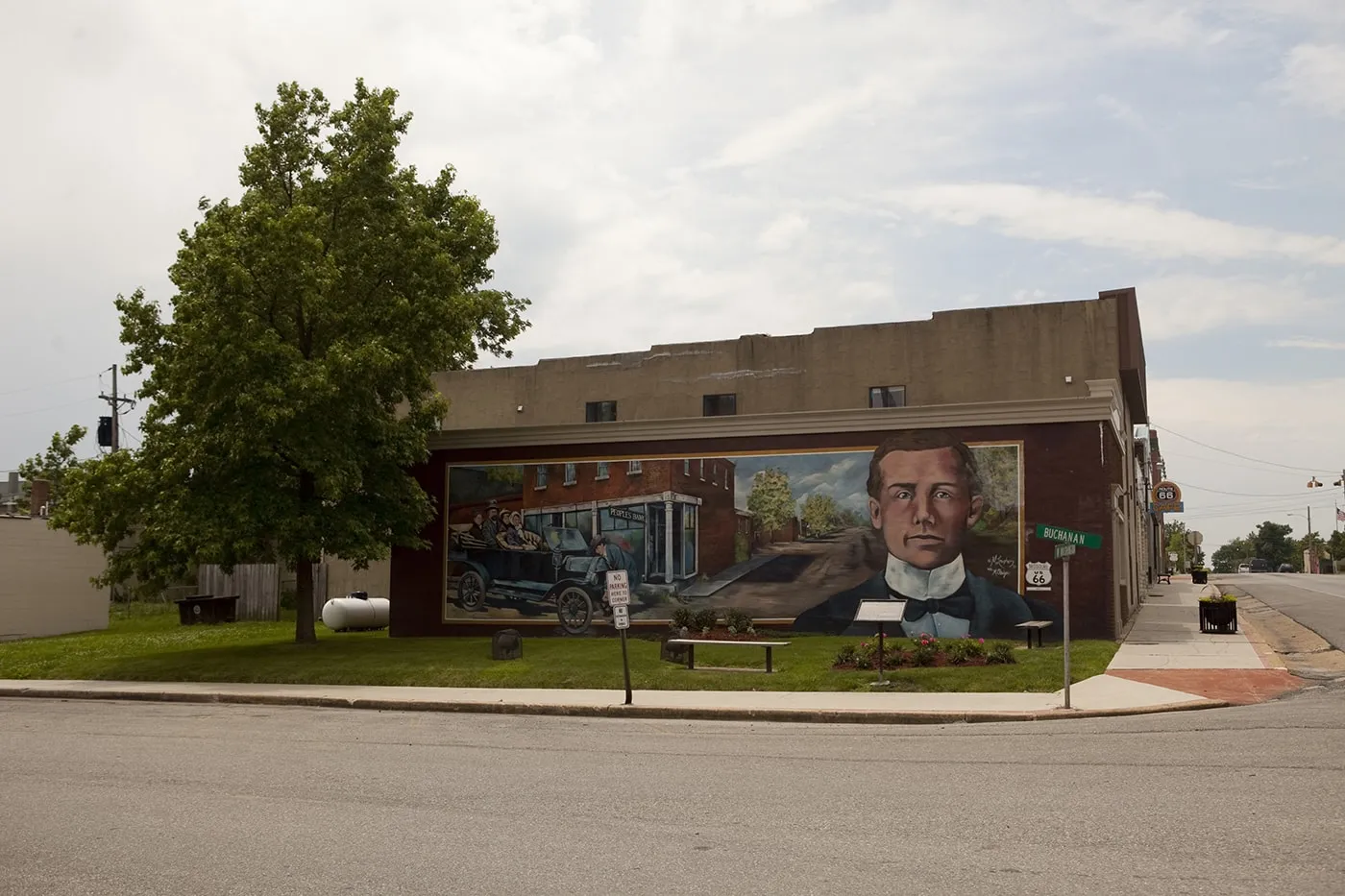 Route 66 Murals in Cuba, Missouri