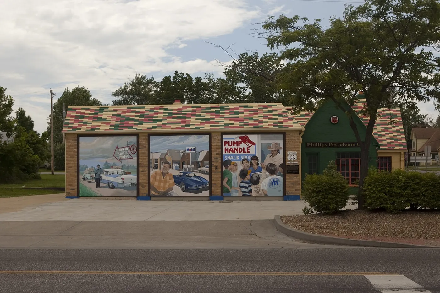 Route 66 Murals in Cuba, Missouri