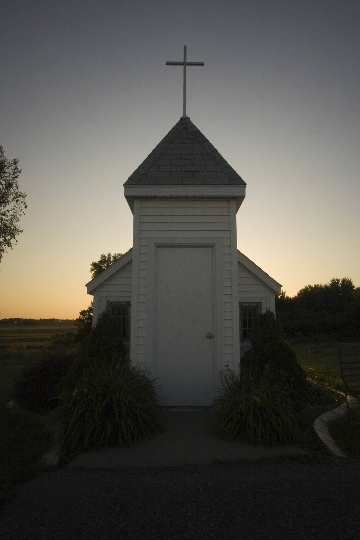 Blue Mound Wayside Chapel - Tiny Church in Luverne, Minnesota