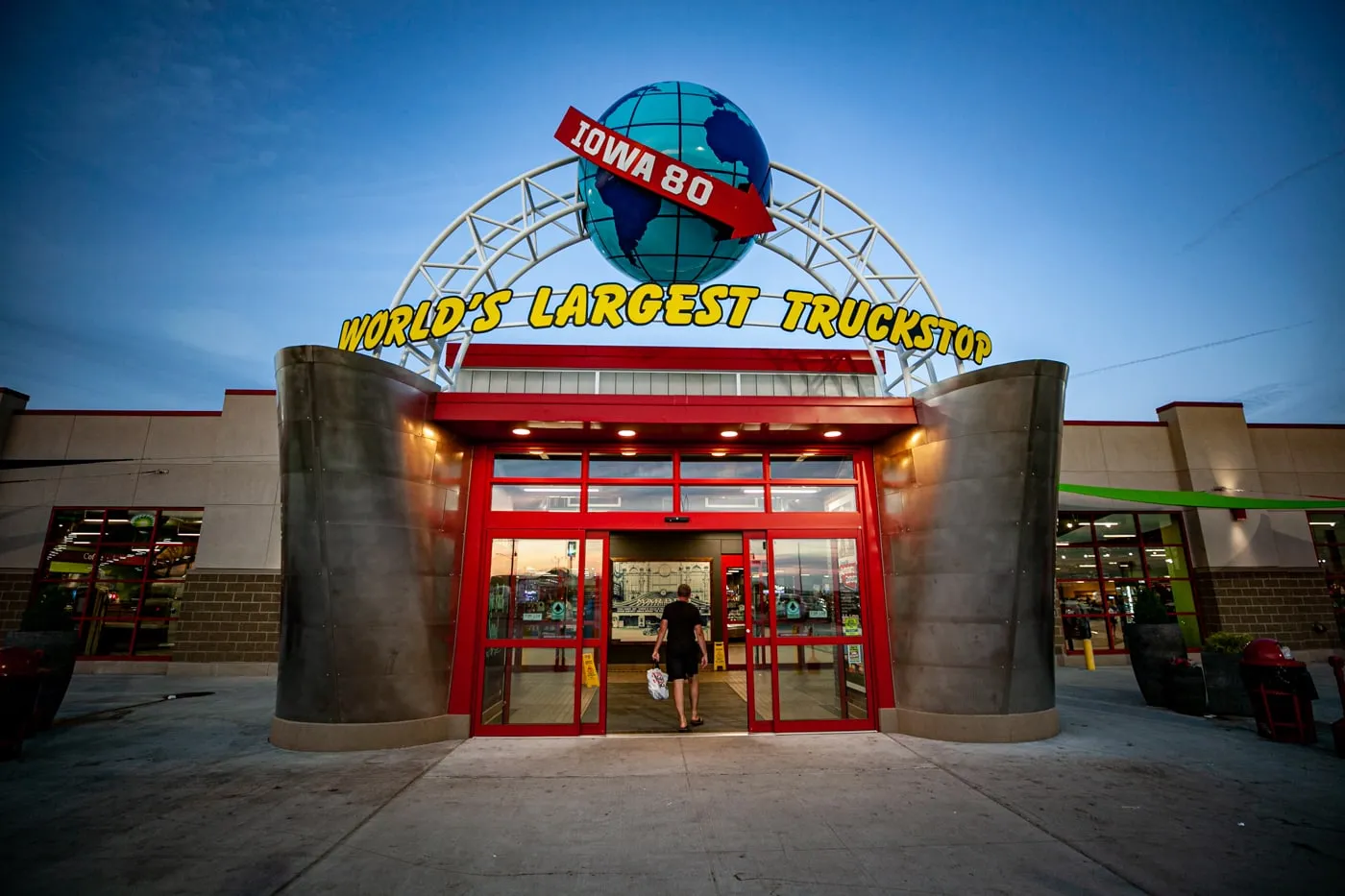 World's Largest Truckstop in Iowa - Iowa 80 Truck stop - roadside attractions in Iowa