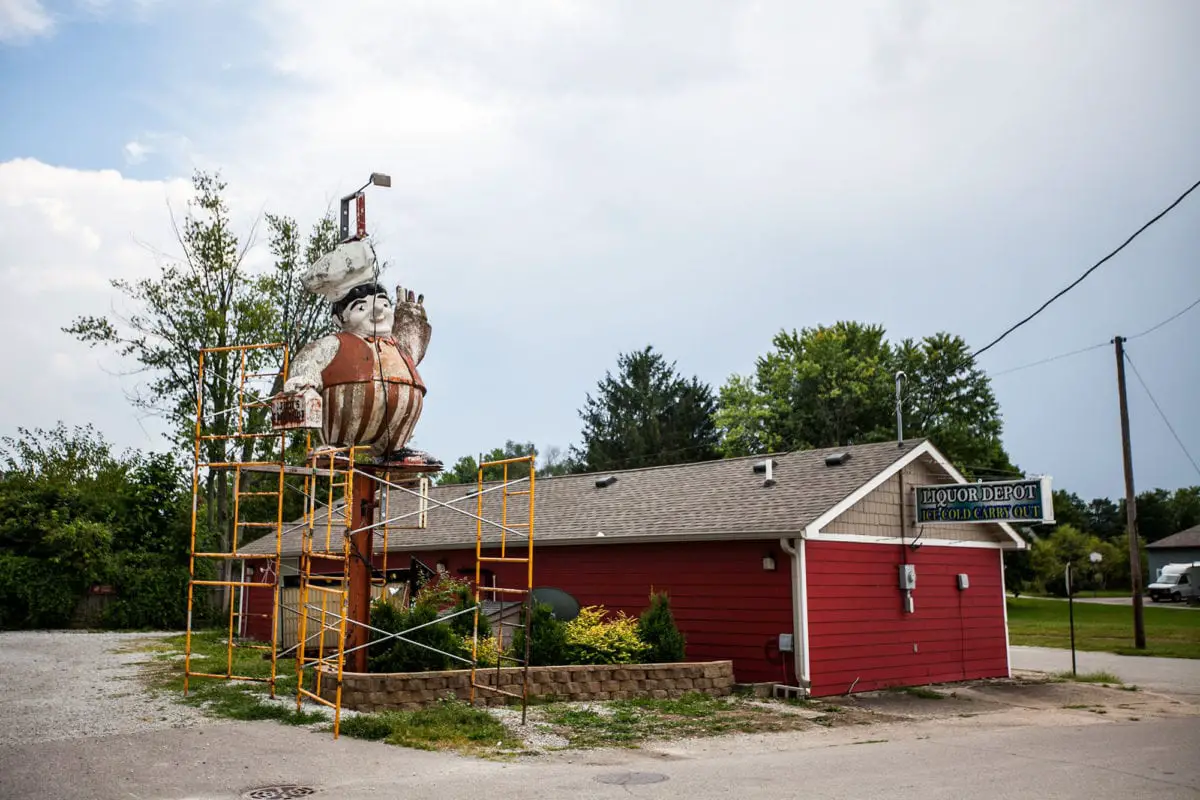 Baker Man Statue in Shirley, Indiana - Also Known as Mister Fifteen or Burger Man