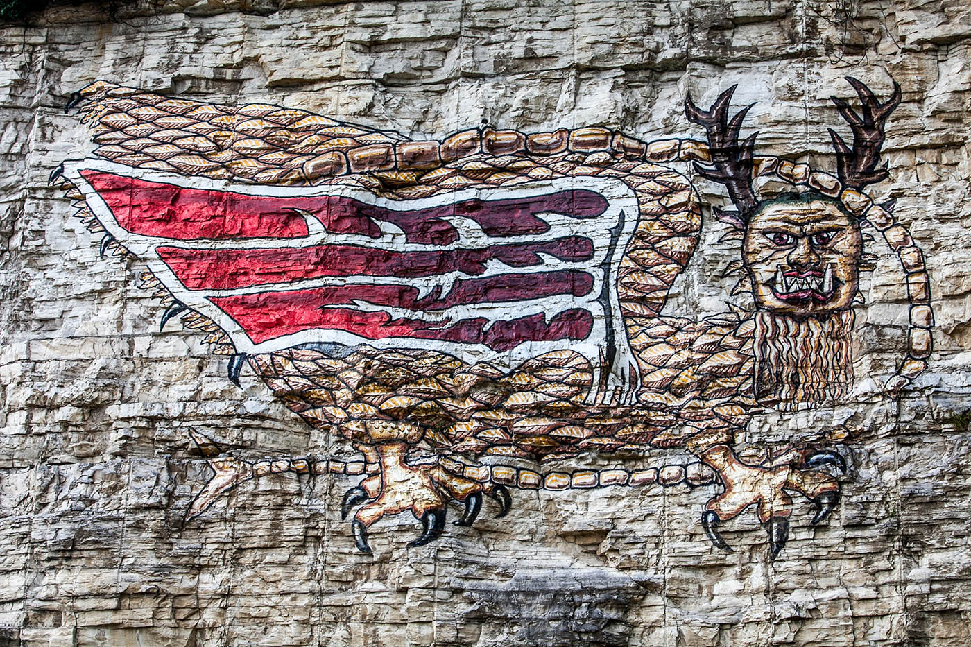 Legend of the Piasa Bird in Alton, Illinois