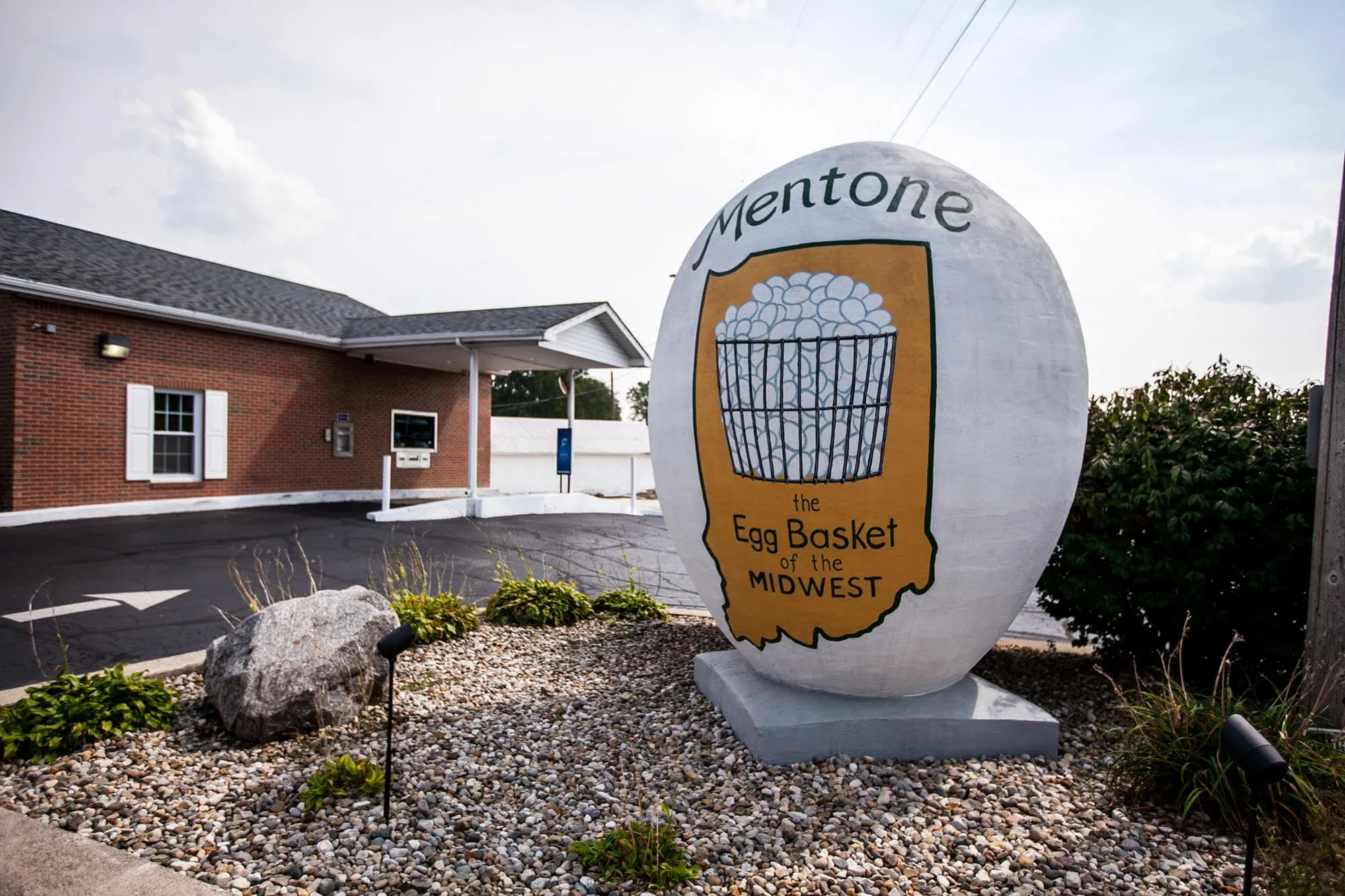World’s Largest Egg in Mentone, Indiana