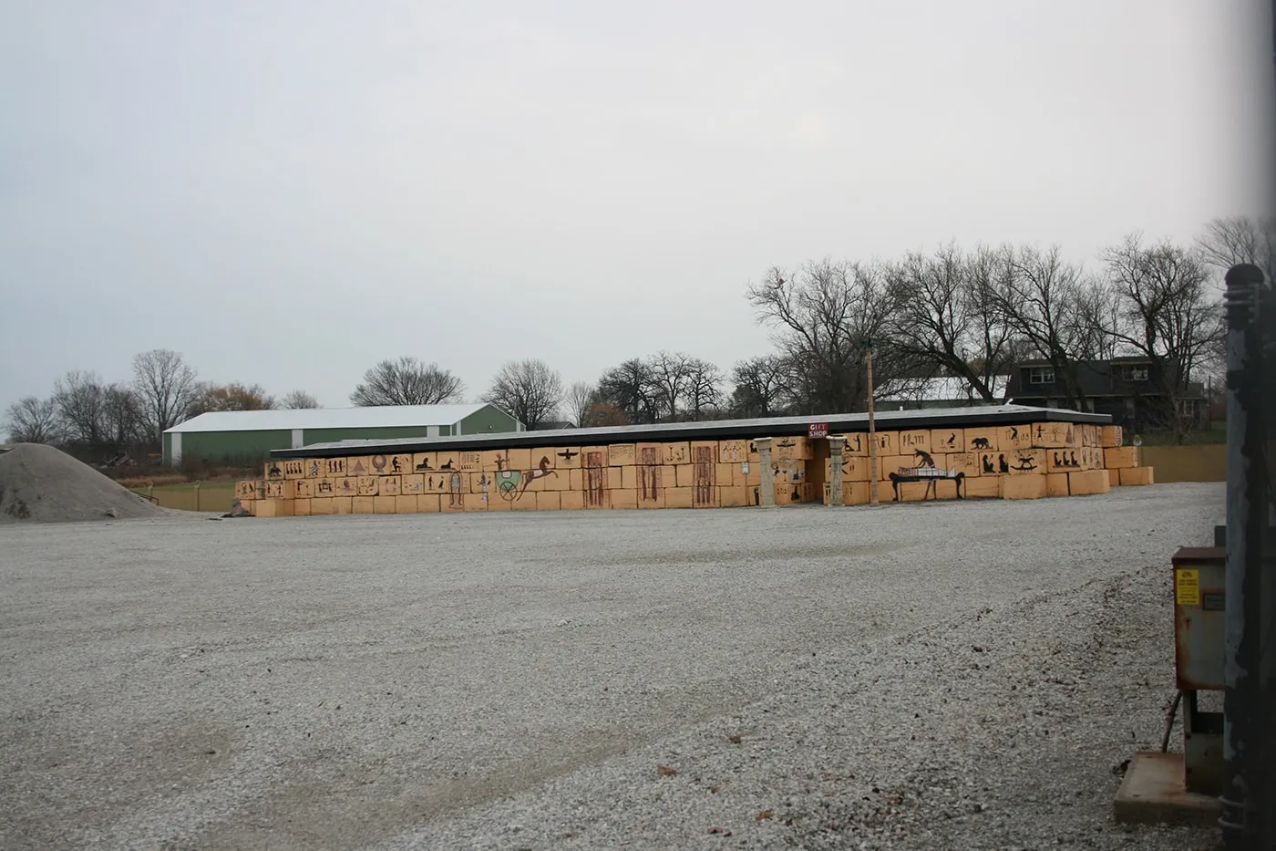 Gold Pyramid House in Wadsworth, Illinois