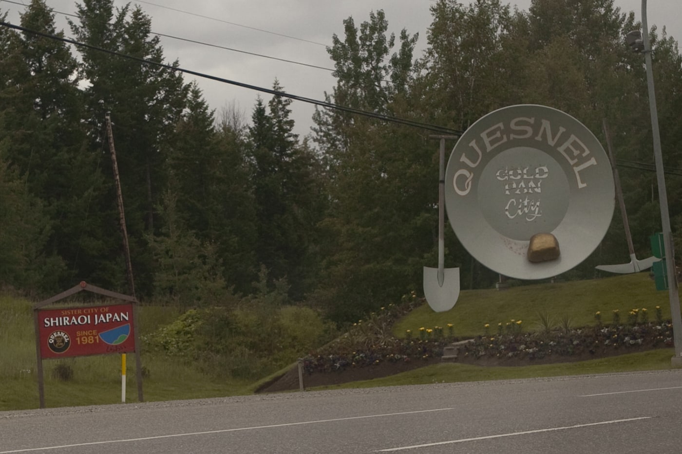 World's Largest Gold Pan - Quesnel, British Columbia, Canada