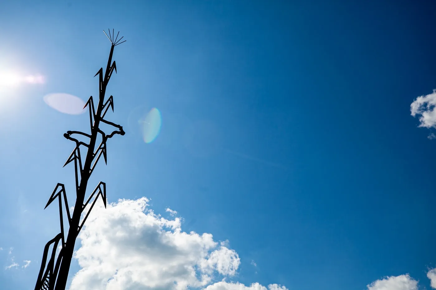 Agri-Symbol: The agricultural symbol is a 76-Foot-Tall Corn Stalk in Shelby, Iowa | Iowa Roadside Attractions