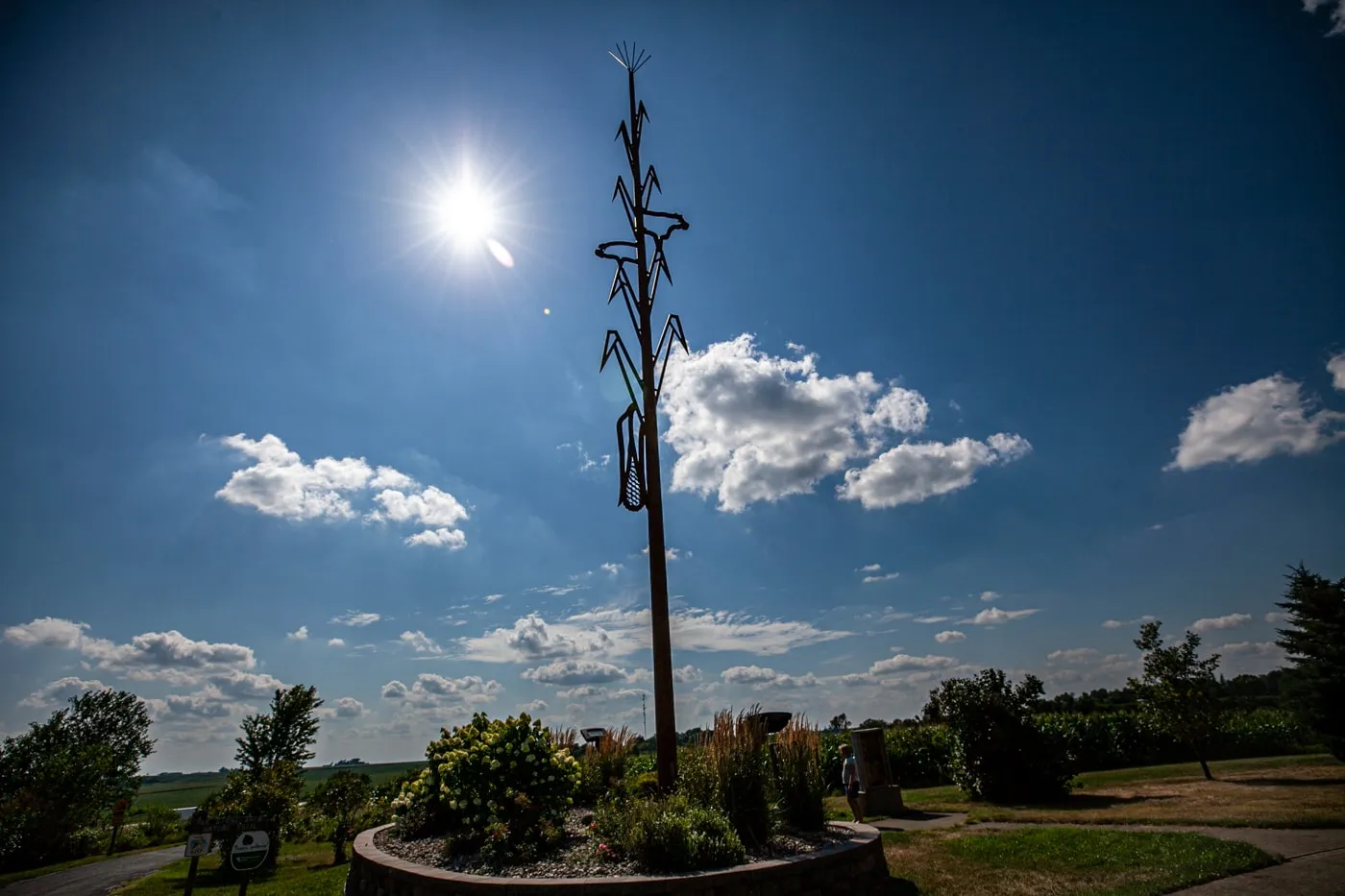 Agri-Symbol: The agricultural symbol is a 76-Foot-Tall Corn Stalk in Shelby, Iowa | Iowa Roadside Attractions