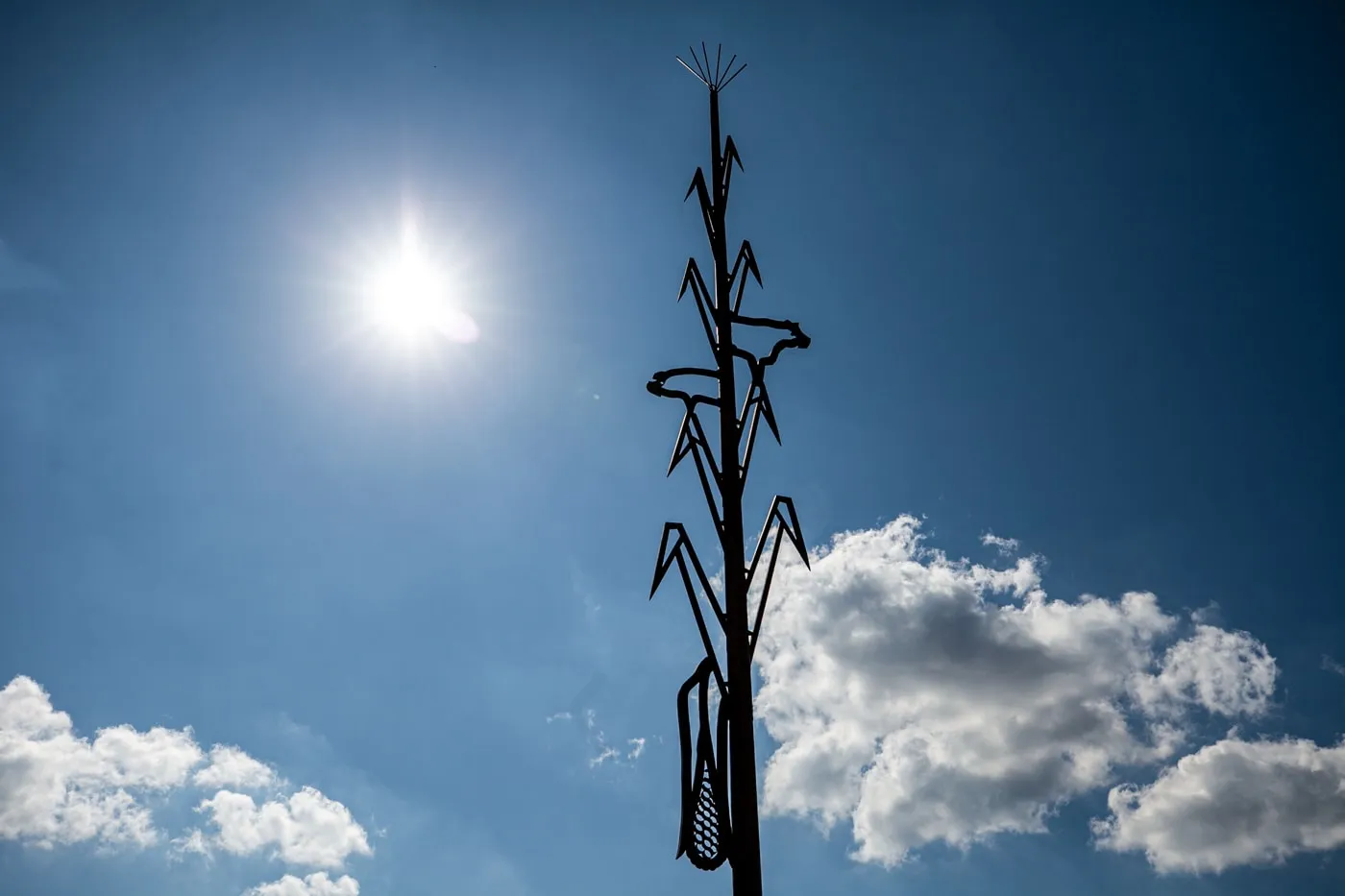 Agri-Symbol: The agricultural symbol is a 76-Foot-Tall Corn Stalk in Shelby, Iowa | Iowa Roadside Attractions