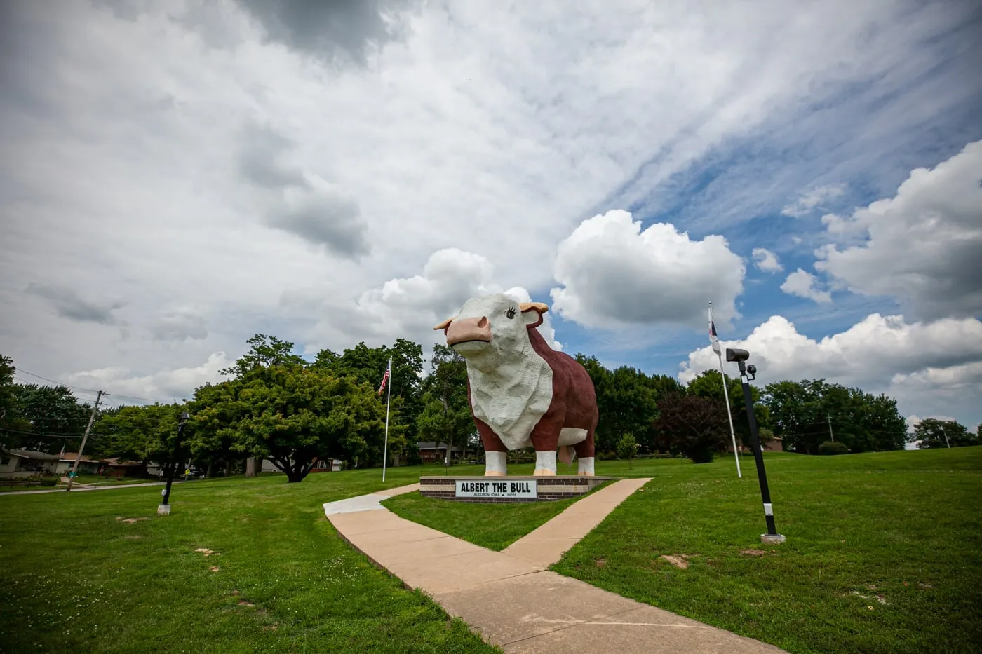 Albert the Bull - the World's Largest Bull in Audubon, Iowa | Iowa Roadside Attractions