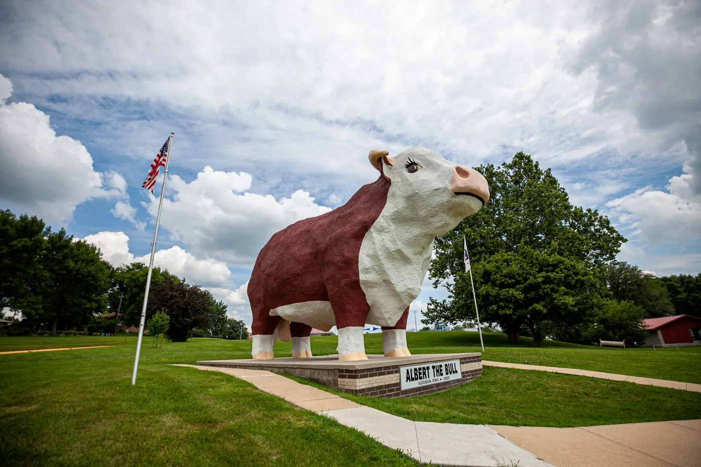 Albert the Bull - the World's Largest Bull in Audubon, Iowa | Iowa Roadside Attractions