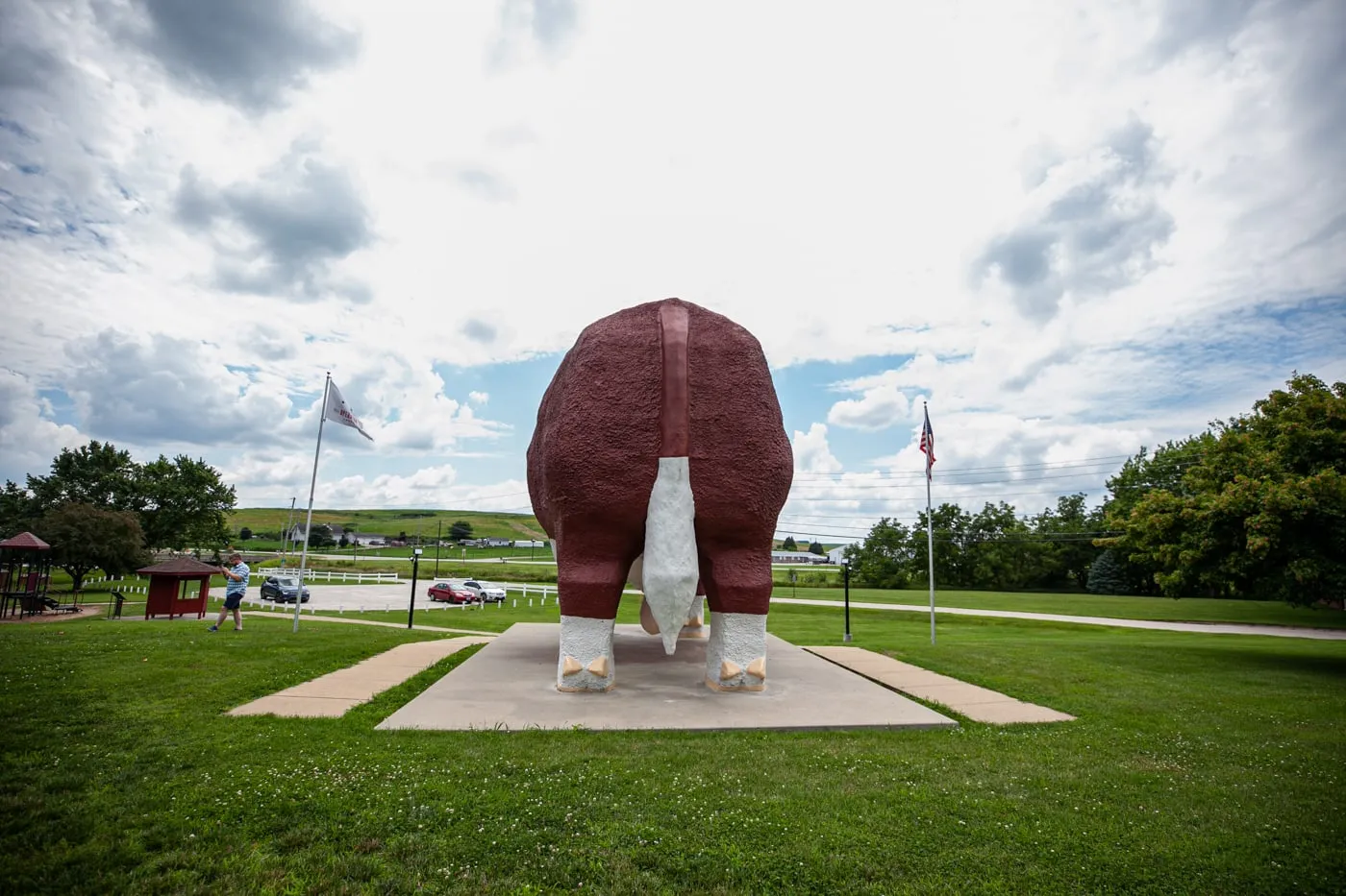 Albert the Bull - the World's Largest Bull in Audubon, Iowa | Iowa Roadside Attractions