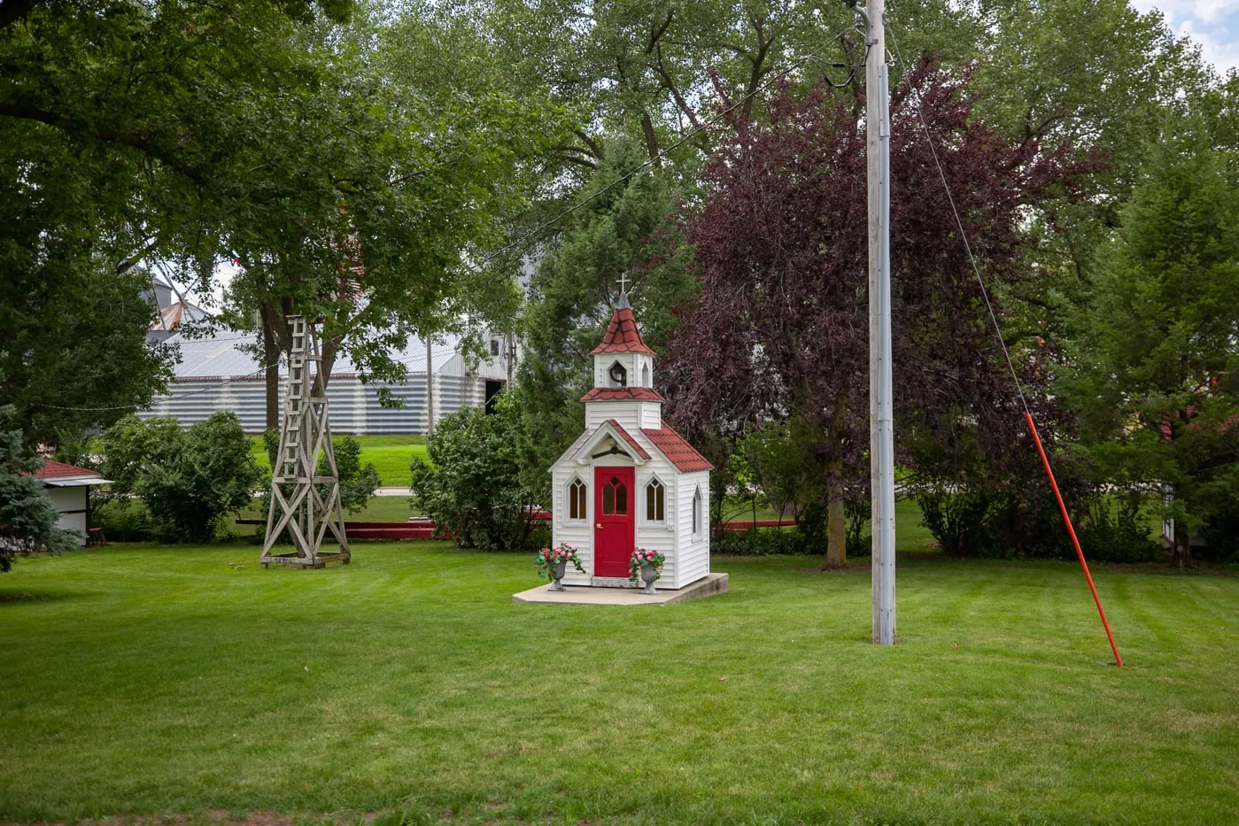 Morning Star Chapel tiny church in Elk Horn, Iowa | Iowa Roadside Attractions