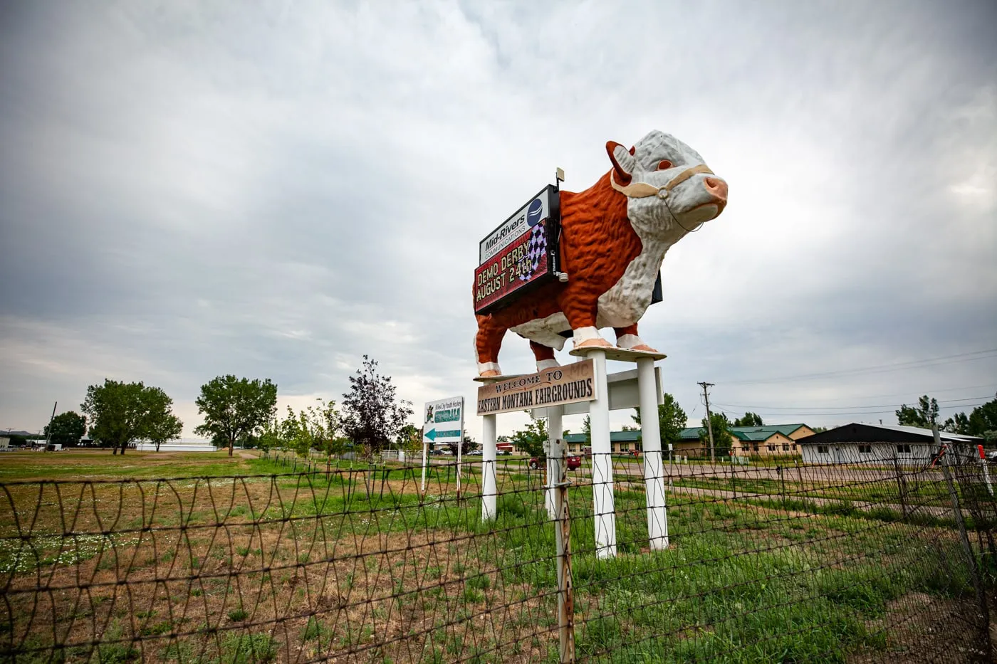 Giant Bull at the Eastern Montana Fairgrounds in Miles City Montana - Montana Roadside Attractions