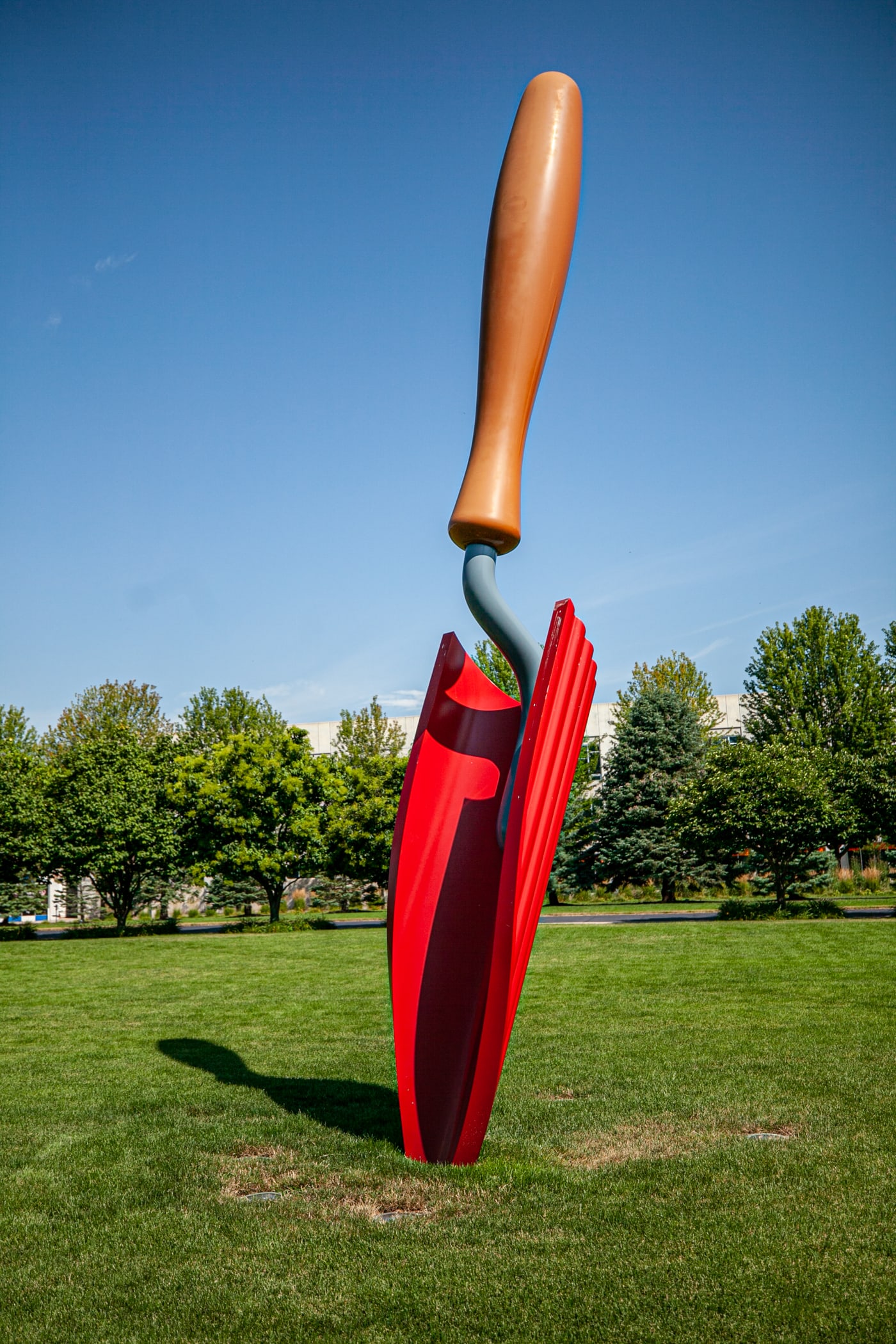 Plantoir Sculpture: Giant Garden Trowel in Des Moines, Iowa | Des Moines Public Art in Iowa roadside attractions