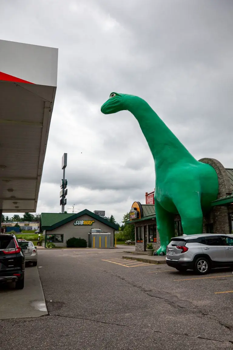 Giant Sinclair Dinosaur in Wisconsin Dells, Wisconsin