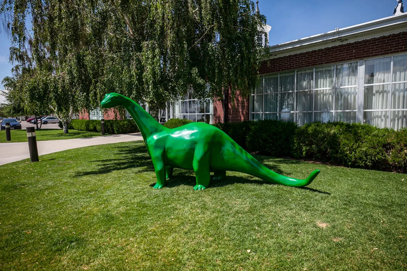 Sinclair Dinosaur at Little America Travel Center in Little America, Wyoming. | Wyoming Roadside Attractions