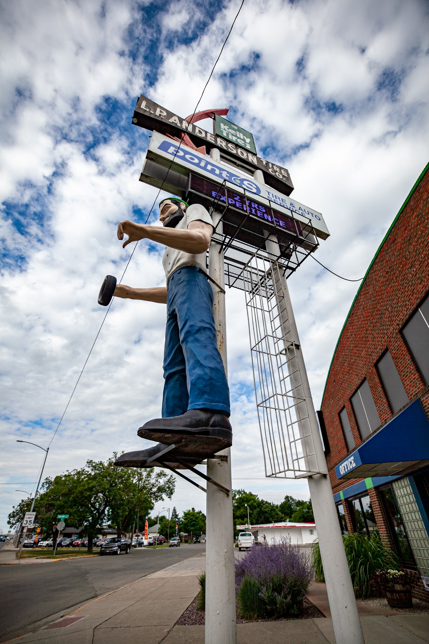 L.P. Anderson Tire Factory Muffler Man in Billings, Montana | Montana Roadside Attractions