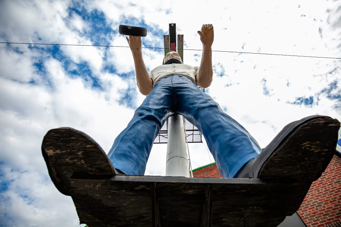 L.P. Anderson Tire Factory Muffler Man in Billings, Montana | Montana Roadside Attractions