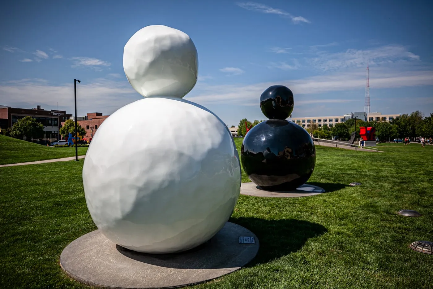Back of Snowman (White and Black) by Gary Hume | Pappajohn Sculpture Park in Des Moines, Iowa