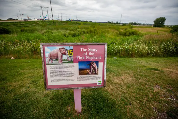 Pinkie the Pink Elephant in DeForest, Wisconsin. Giant Pink Elephant with Glasses roadside attraction in Wisconsin.